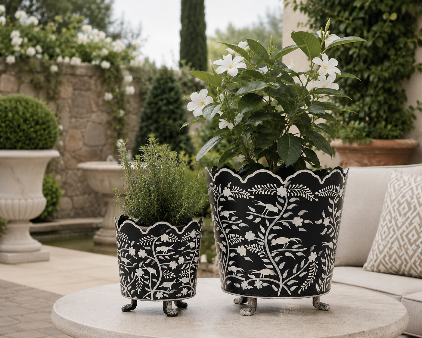 Dark Navy & White Scalloped Footed Planter