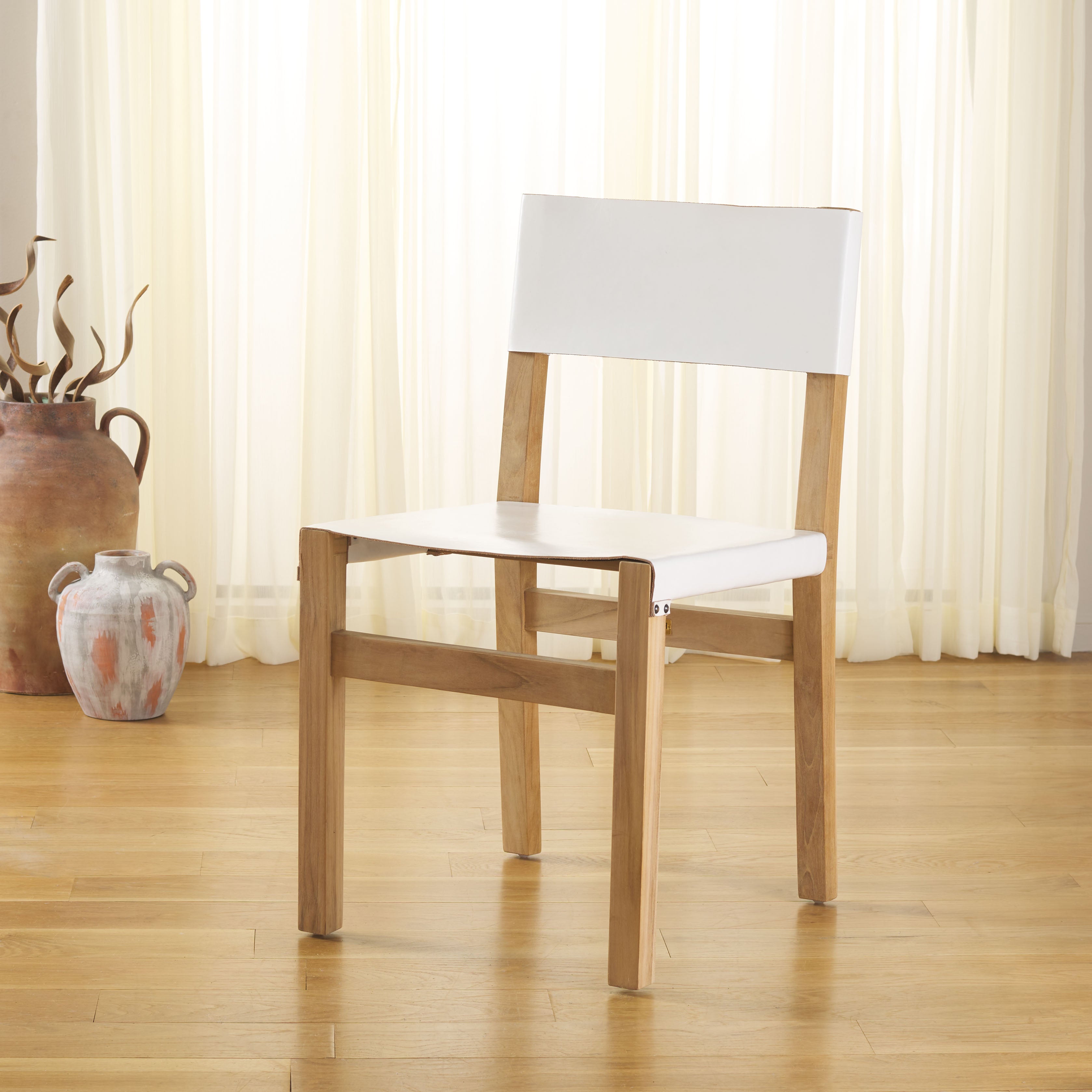 Romee Dining Chair | Safavieh - DCH1210