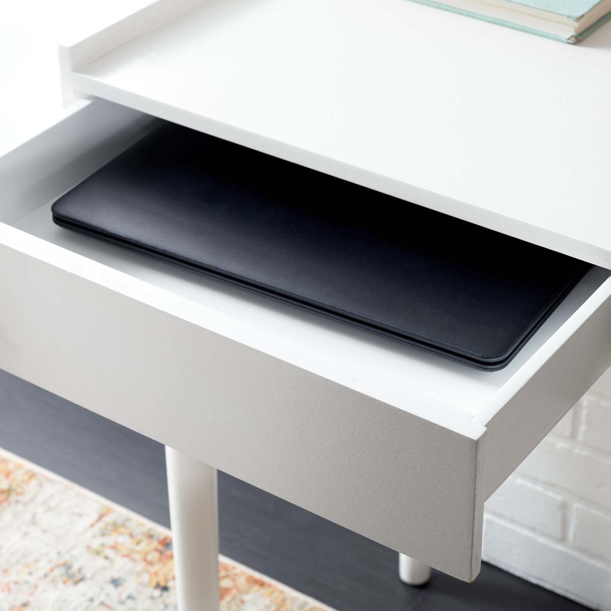 Henley 2 Drawer Desk | Safavieh - Antique White