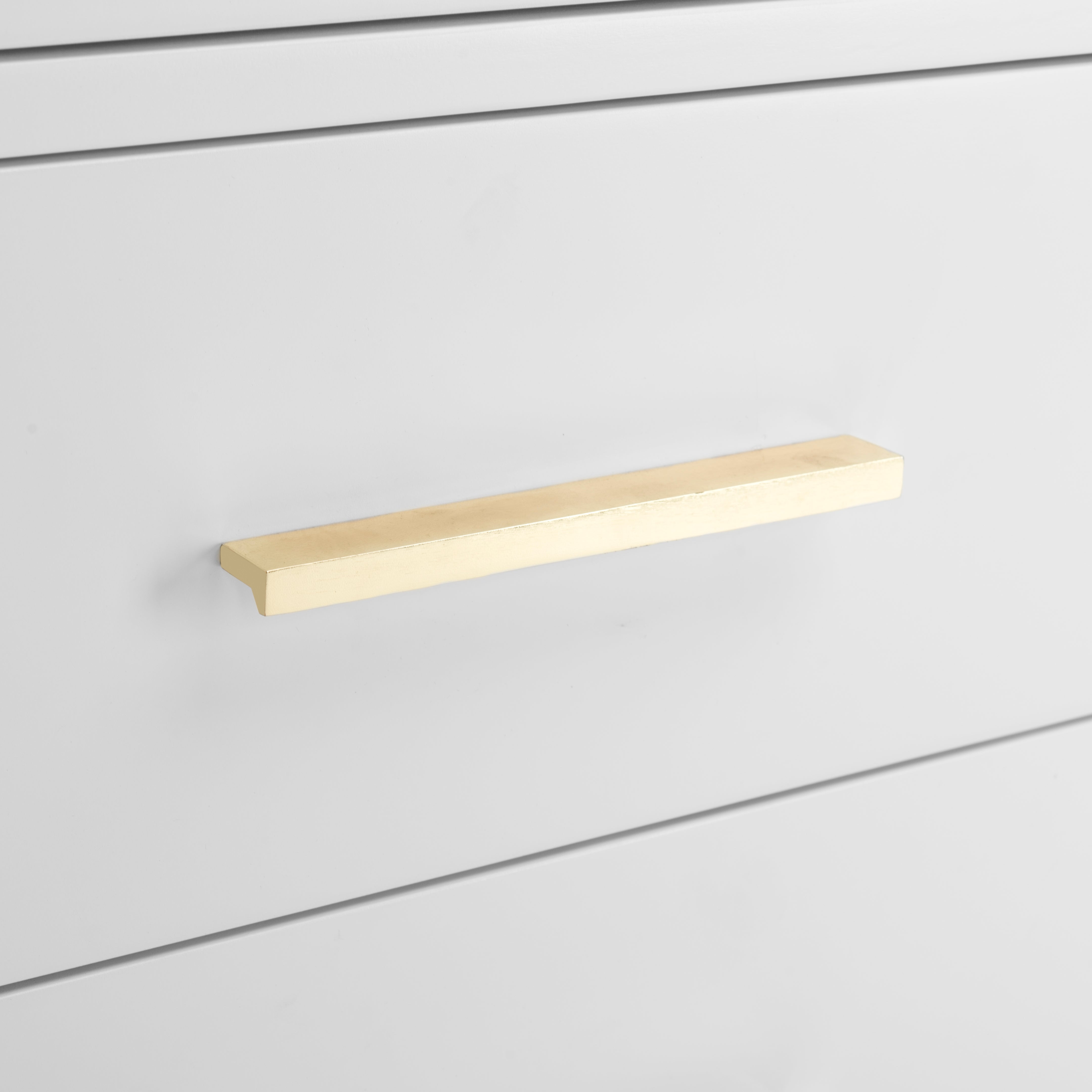 WHITE / BRASS