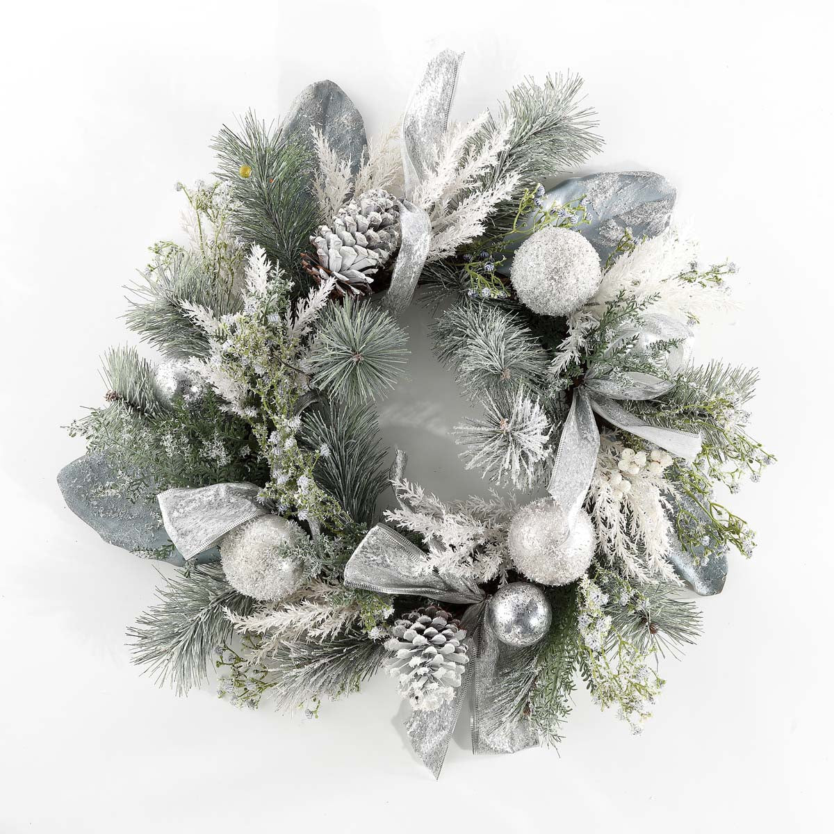 Faux 26 Frosted Pine Wreath | Safavieh - FXP1077 - Silver / Green