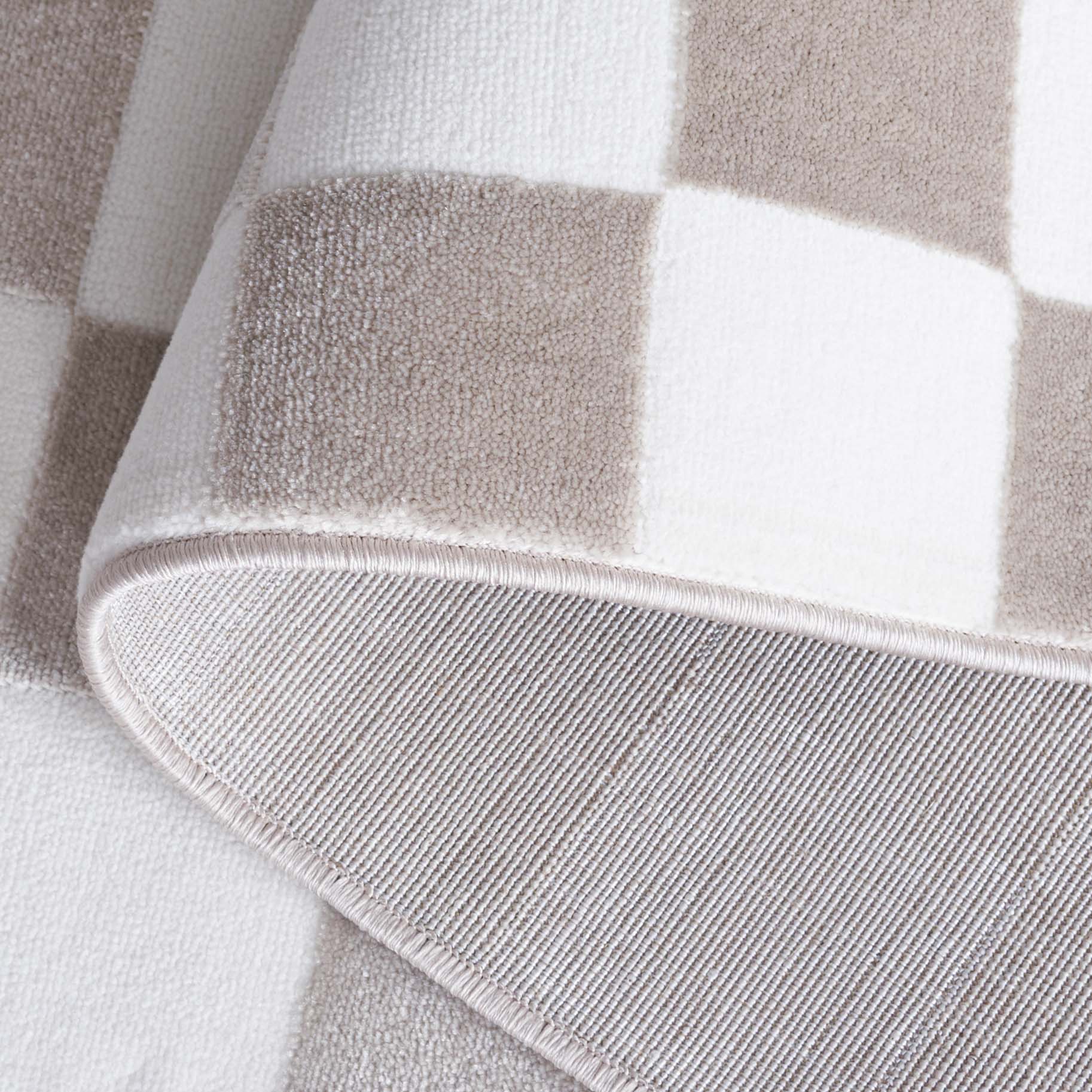 Beige / Ivory