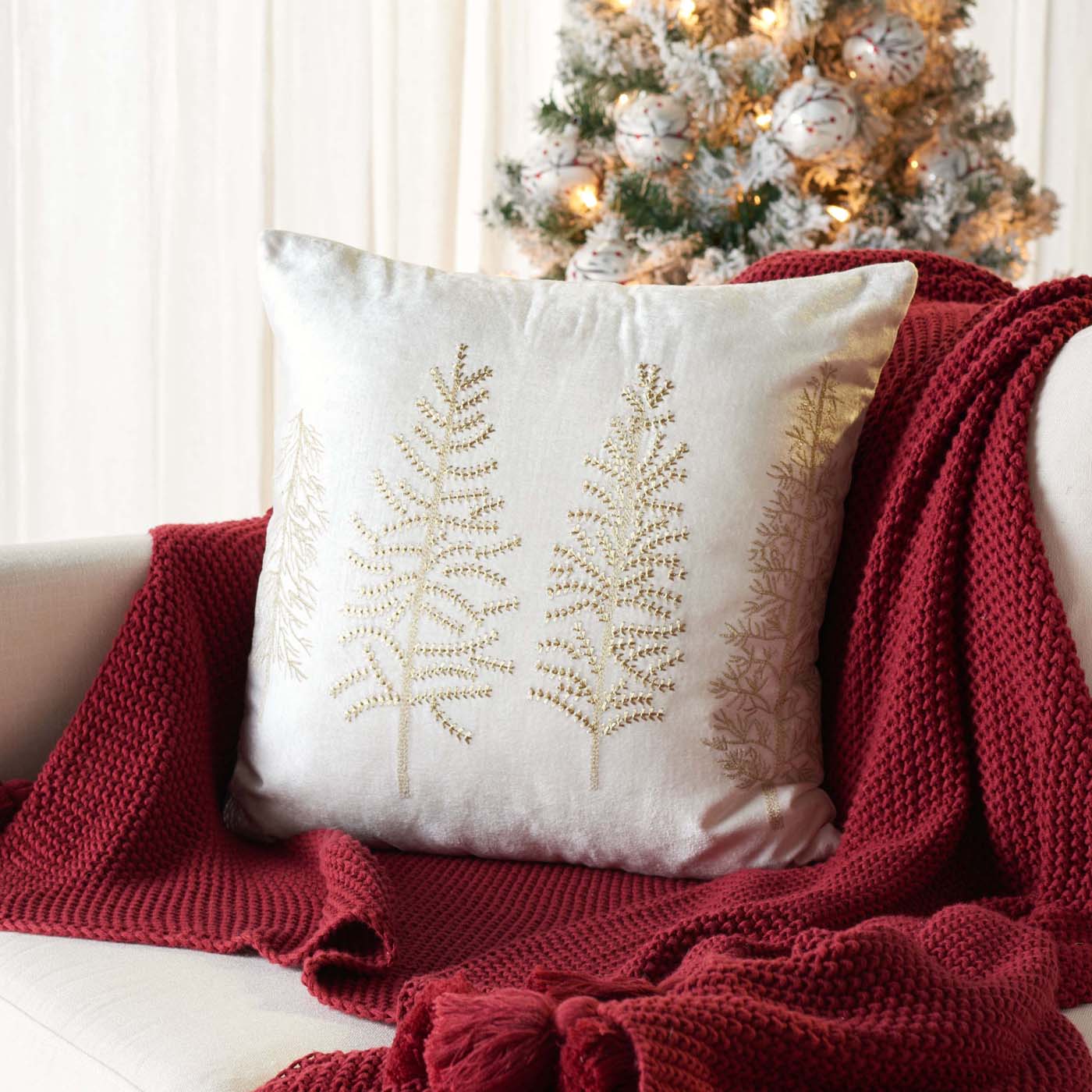 Seasons Tree Pillow | Safavieh - HOL4000 - White / Gold