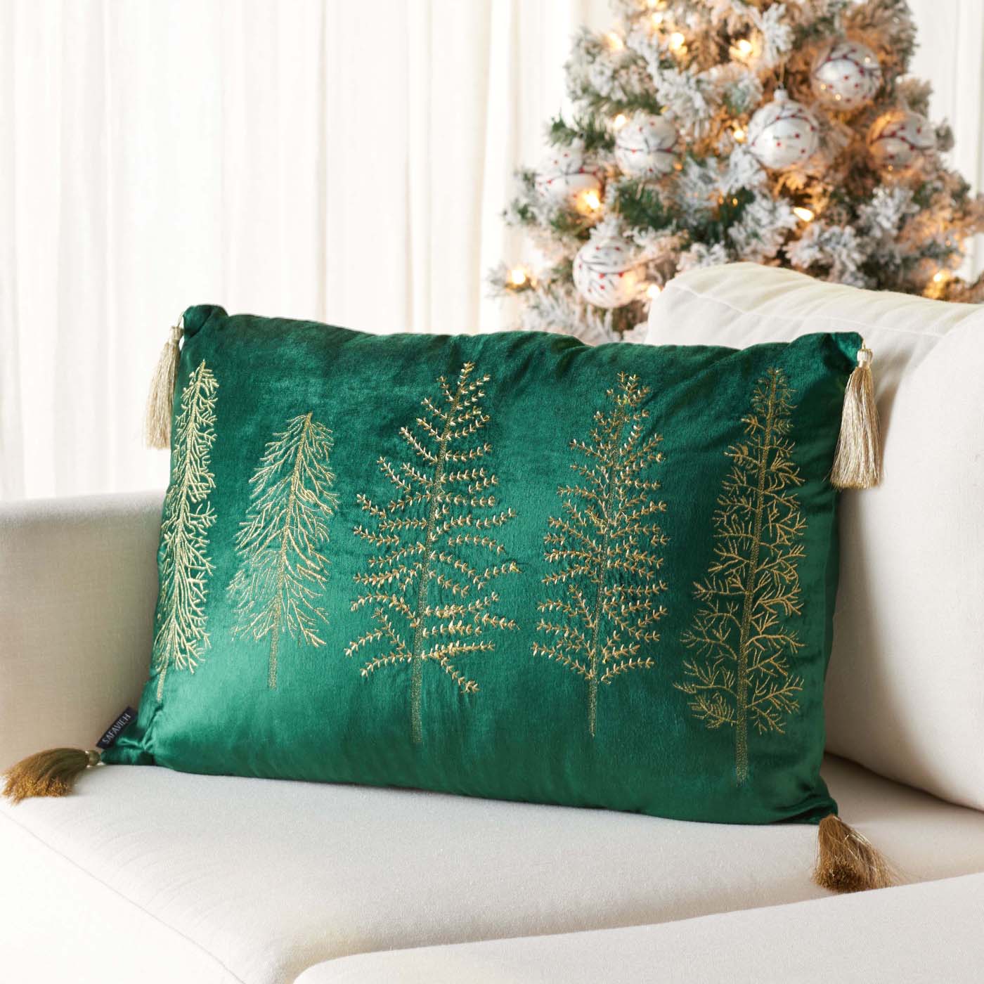 Holiday Tree Pillow | Safavieh - HOL4001 - Green / Gold