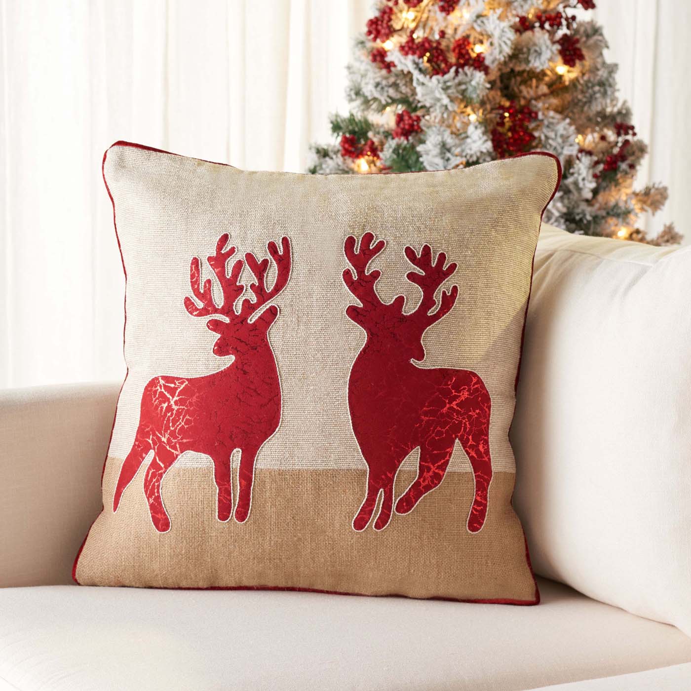 Holiday Reindeer Pillow | Safavieh - HOL4006 - Beige / Red