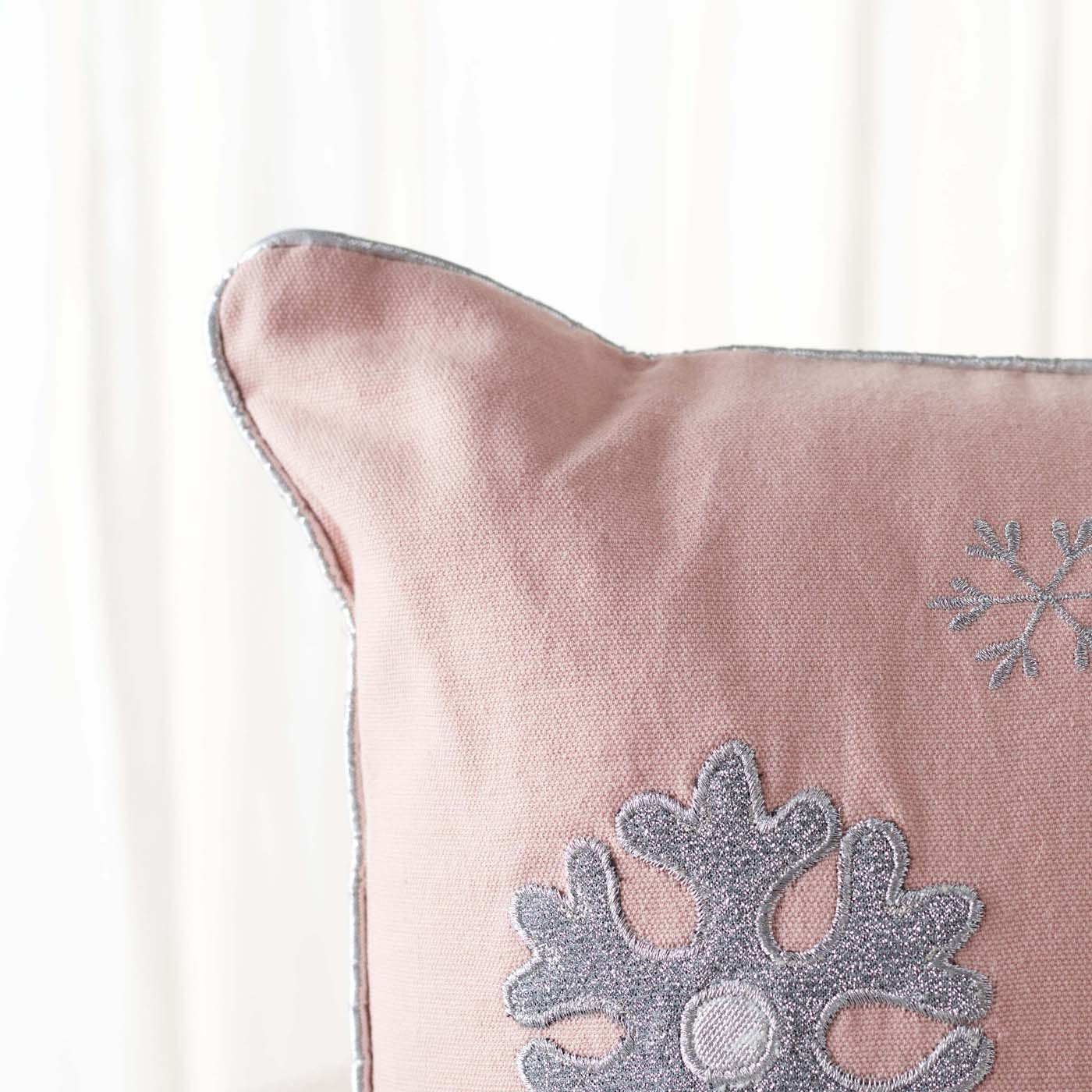 Sunderland Snowflake Pillow | Safavieh - HOL4010 - Silver / Pink