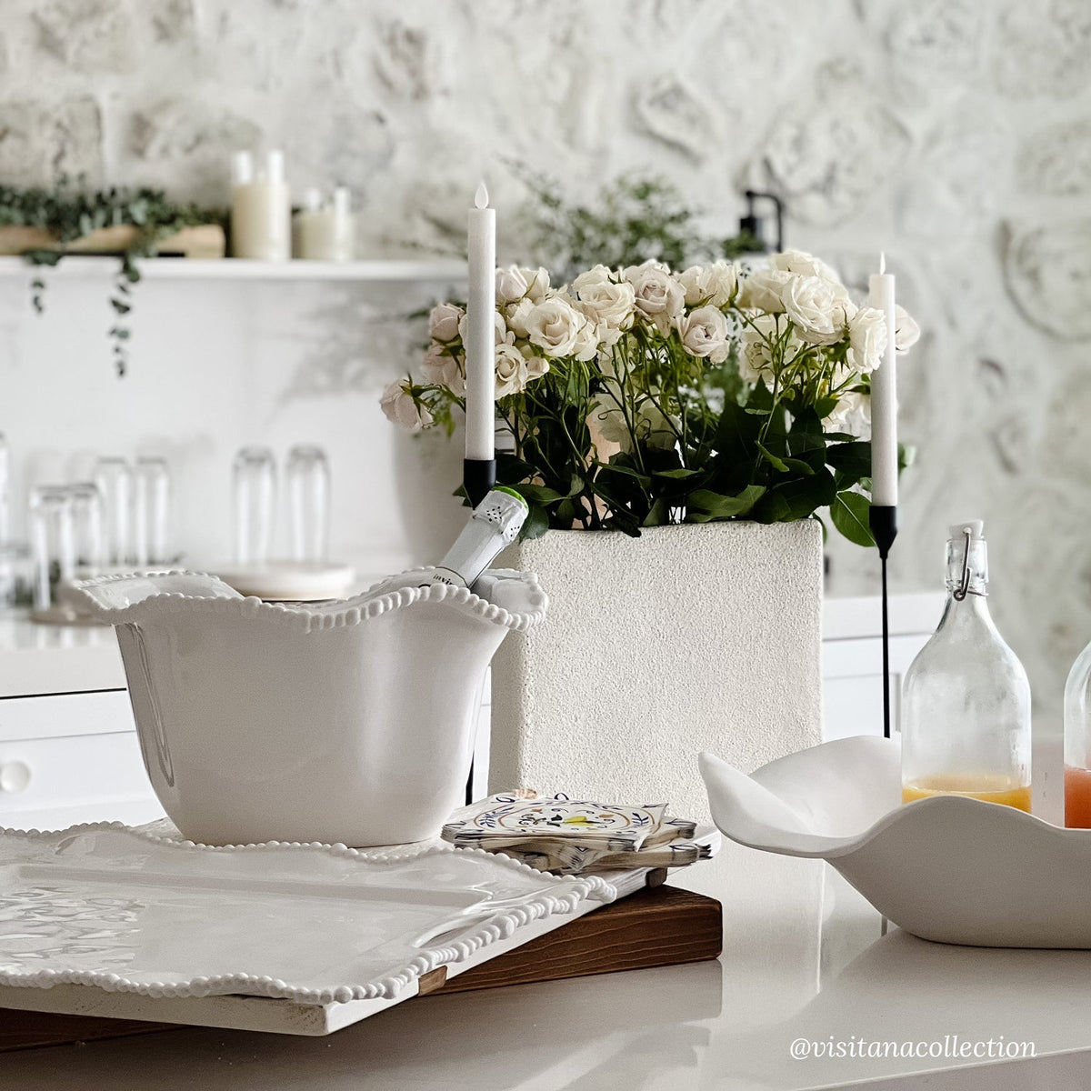 VIDA Alegria Rectangular Tray with Handles (White)