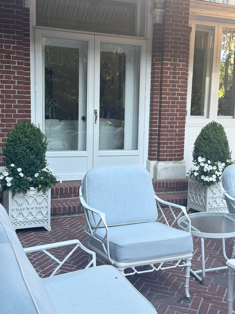 Ornate Provence Planter