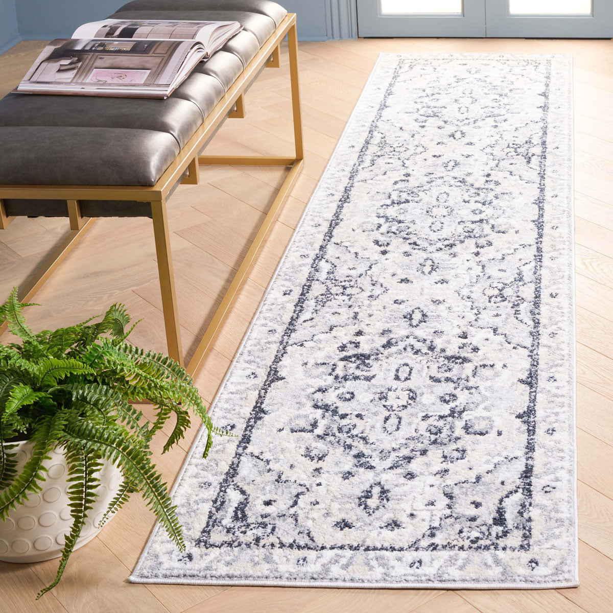 Layla Rug | Safavieh - LAY107A - Ivory Grey / Charcoal