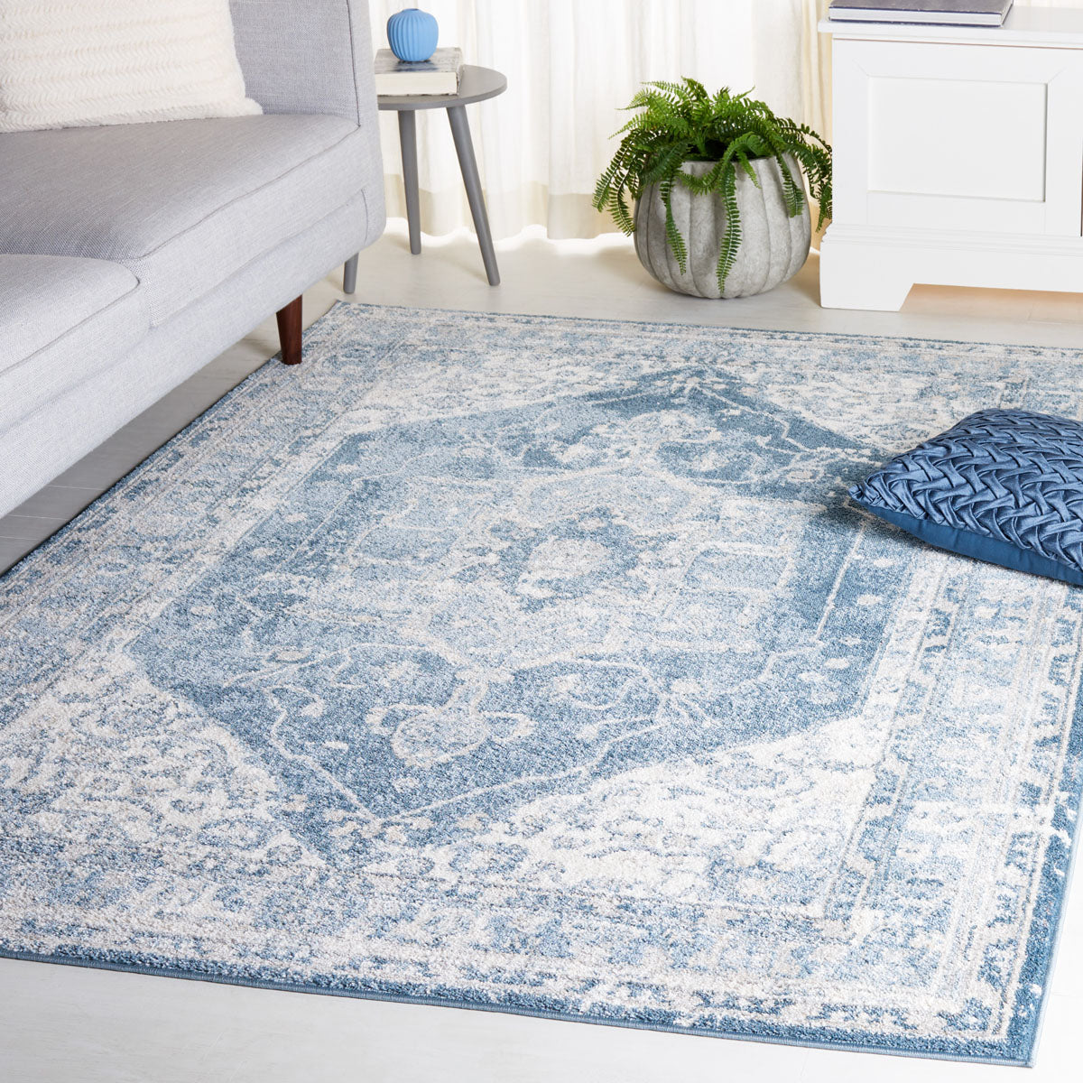 Layla Rug | Safavieh - LAY108M - Ivory Grey / Blue