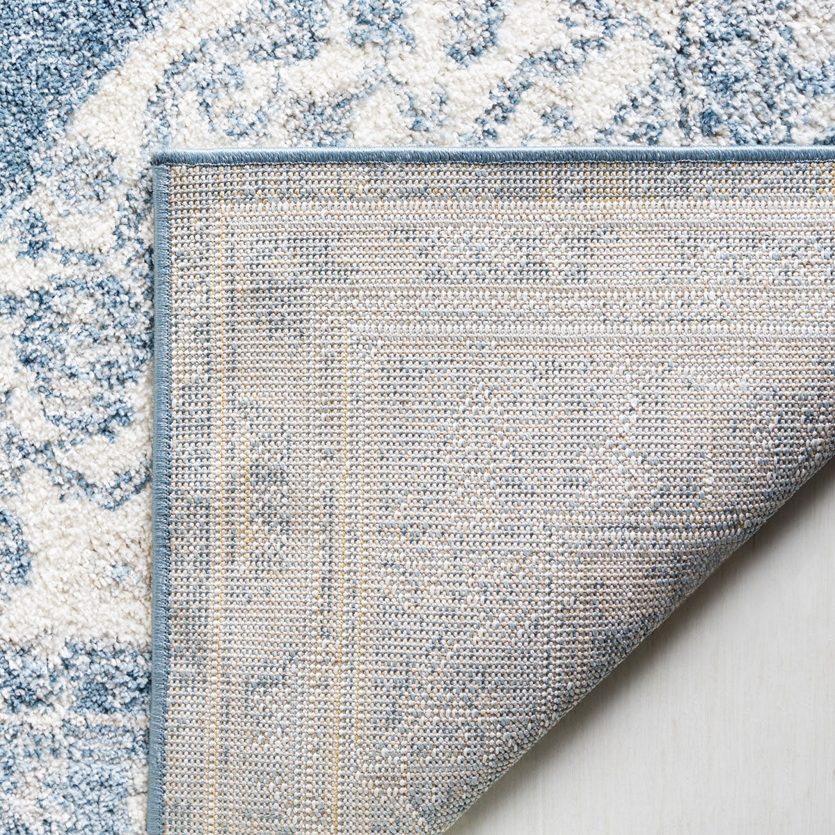 Layla Rug | Safavieh - LAY108M - Ivory Grey / Blue