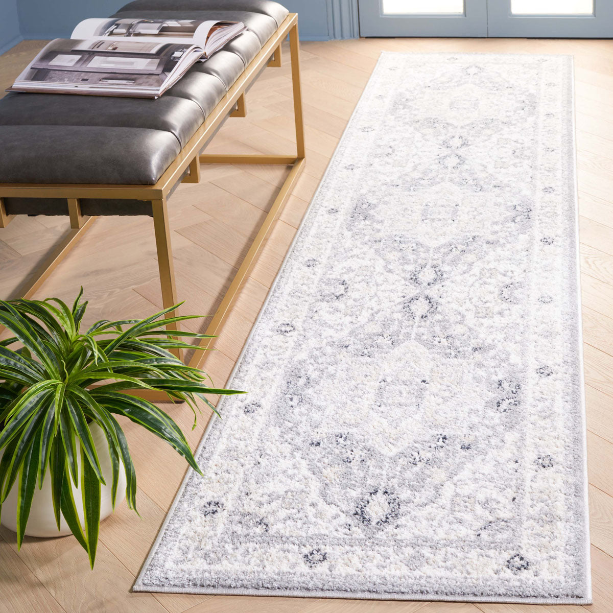 Layla Rug | Safavieh - LAY109A - Ivory Grey / Charcoal