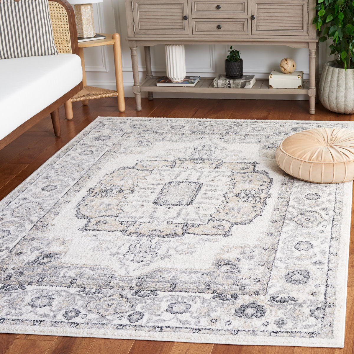 Layla Rug | Safavieh - LAY111F - Ivory Grey / Charcoal