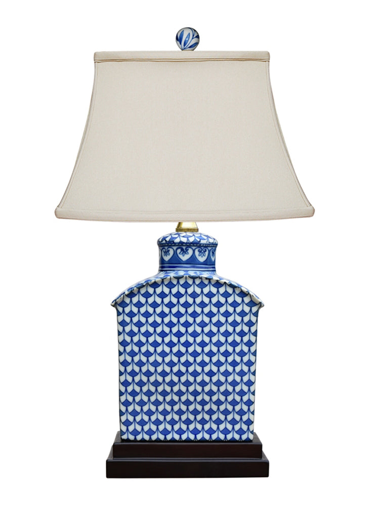 BLUE & WHITE FISH SCALE LAMP