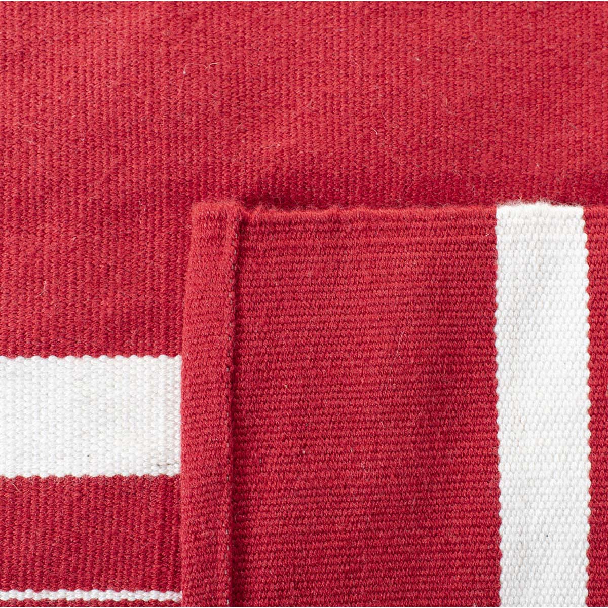 Hanover Stripe Rug | Lauren Ralph Lauren - LRL2461 - Red