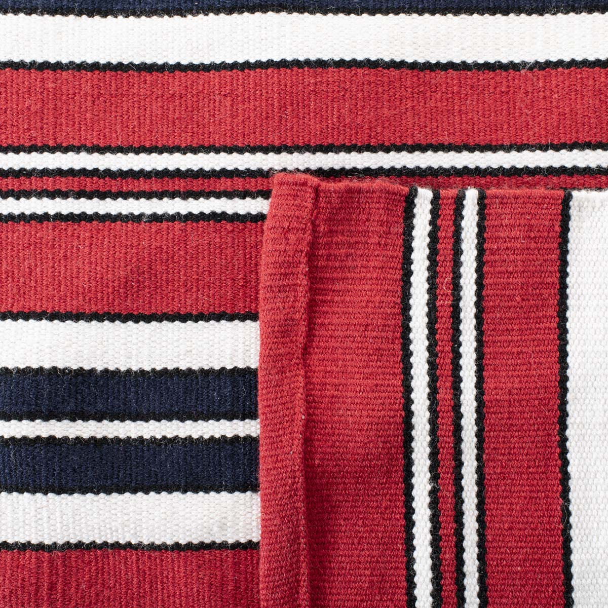 Leopold Stripe Rug | Lauren Ralph Lauren - LRL2462 - Red