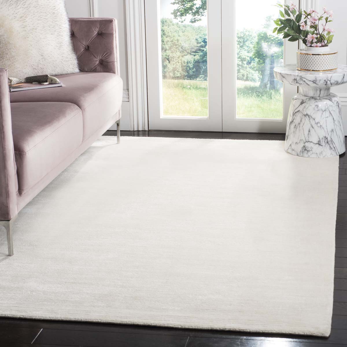 Mirage 234 Rug | Safavieh - MIR234 - White