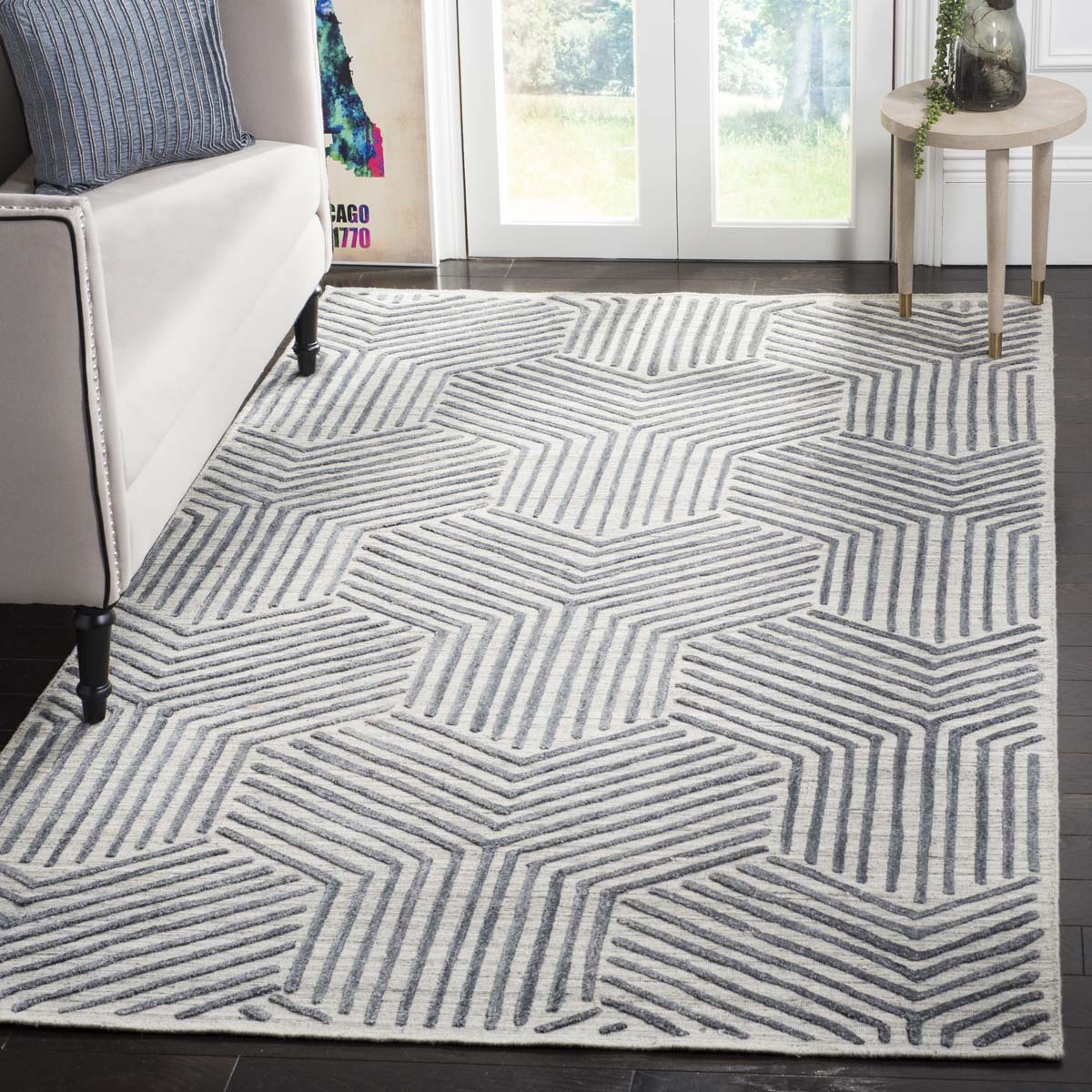 Mirage 351 Rug | Safavieh - MIR351A - Light Grey / Charcoal