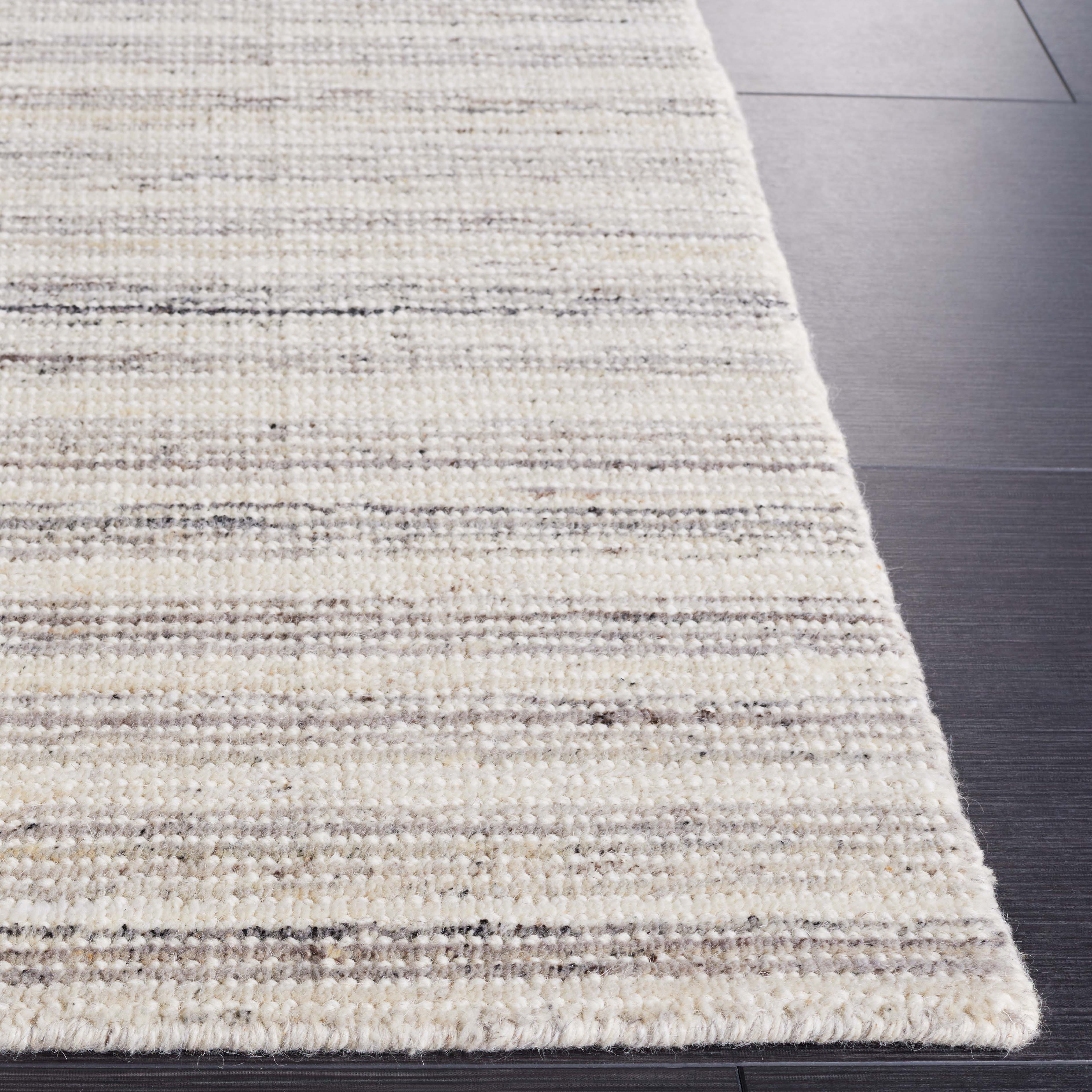 Mirage 462 Rug | Safavieh: MIR462F - Ivory / Grey