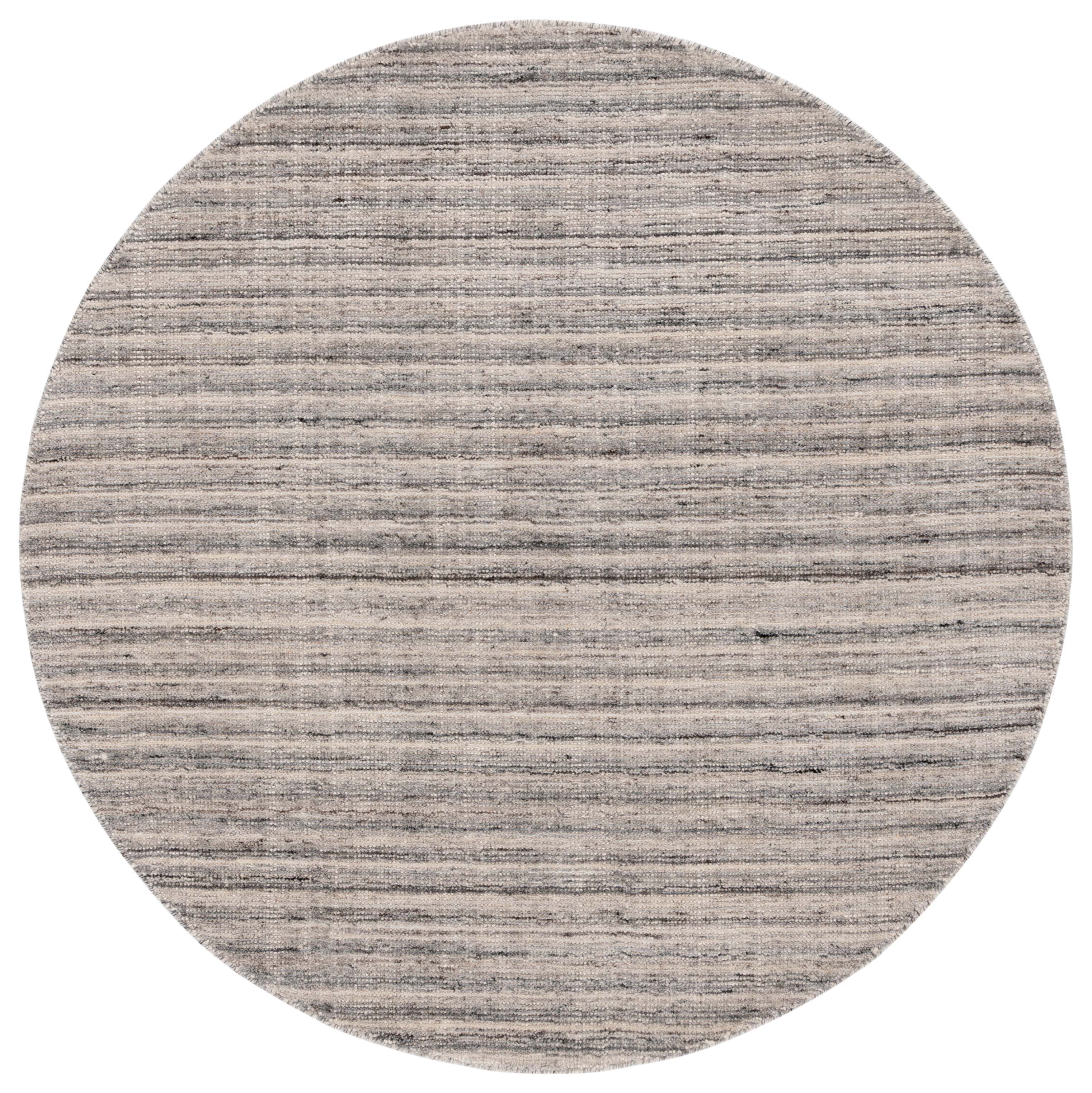 Mirage 462 Rug | Safavieh: MIR462H - Ivory / Dark Grey