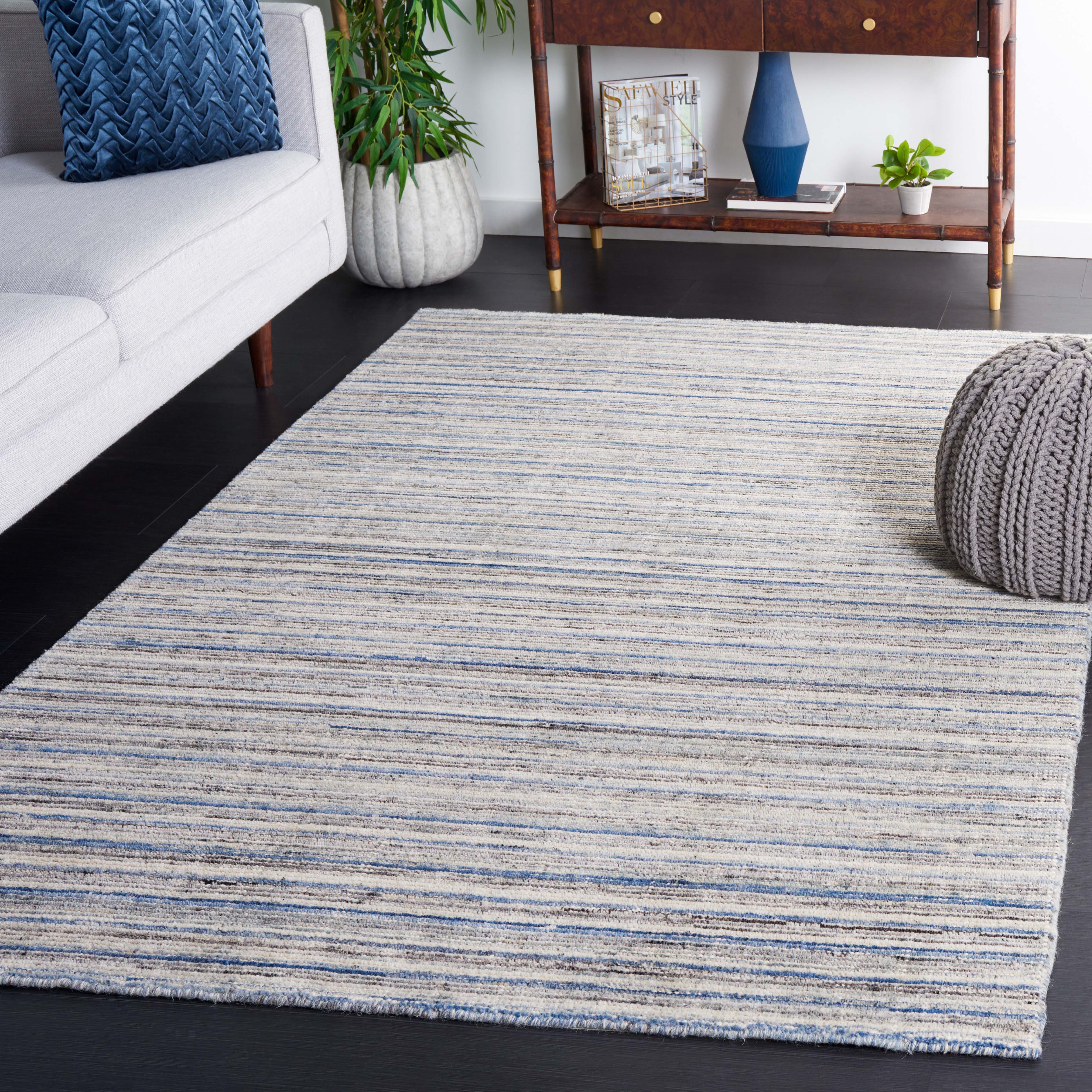 Mirage 462 Rug | Safavieh: MIR462M - Ivory / Blue