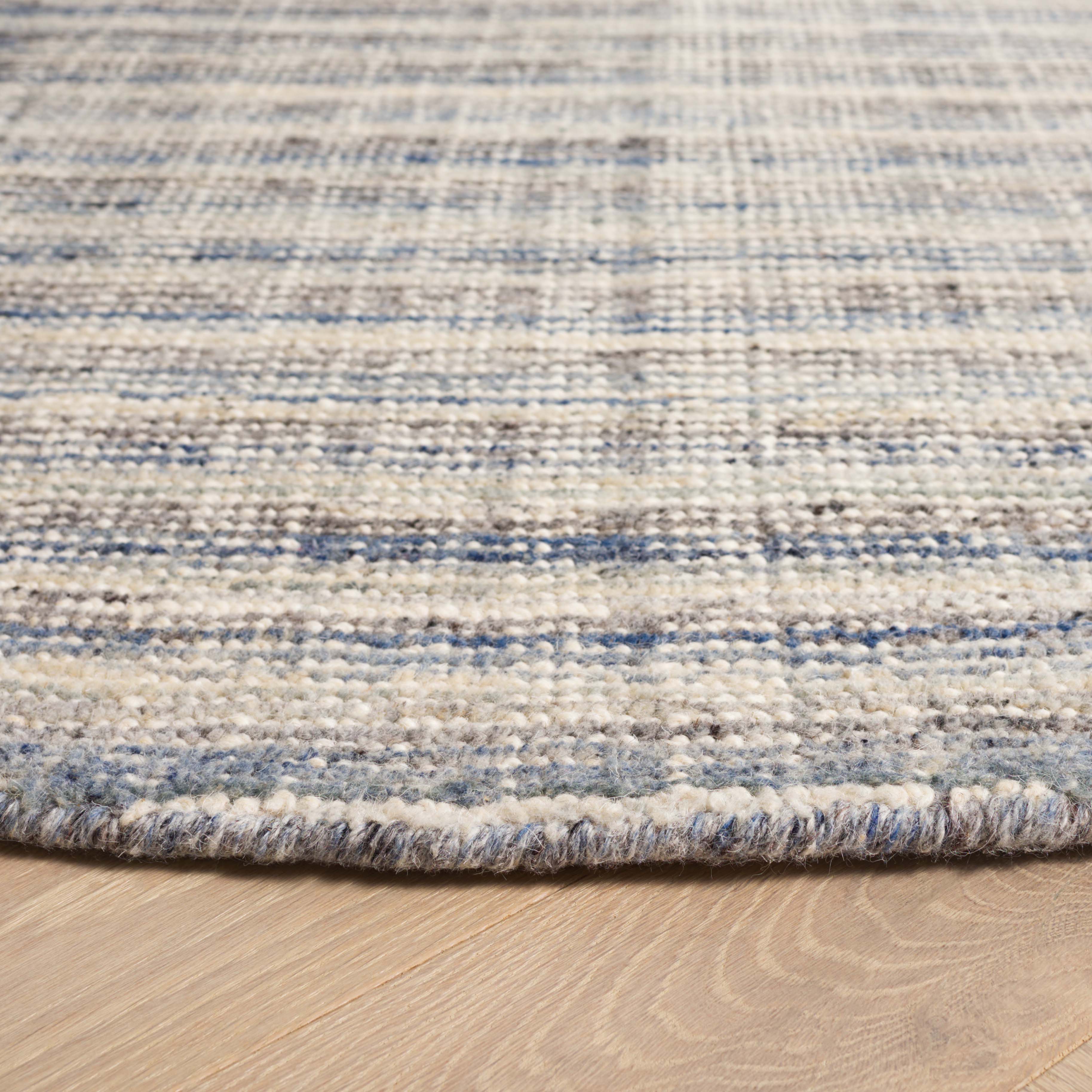 Mirage 462 Rug | Safavieh: MIR462M - Ivory / Blue