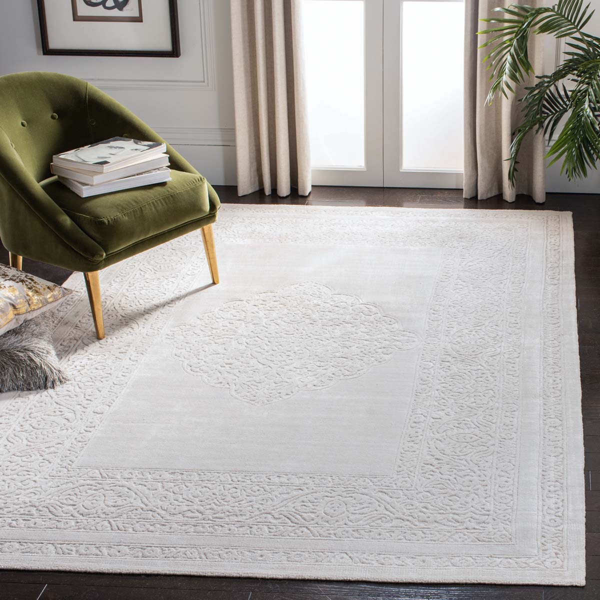 Mirage 501 Rug | Safavieh - MIR501A - Ivory