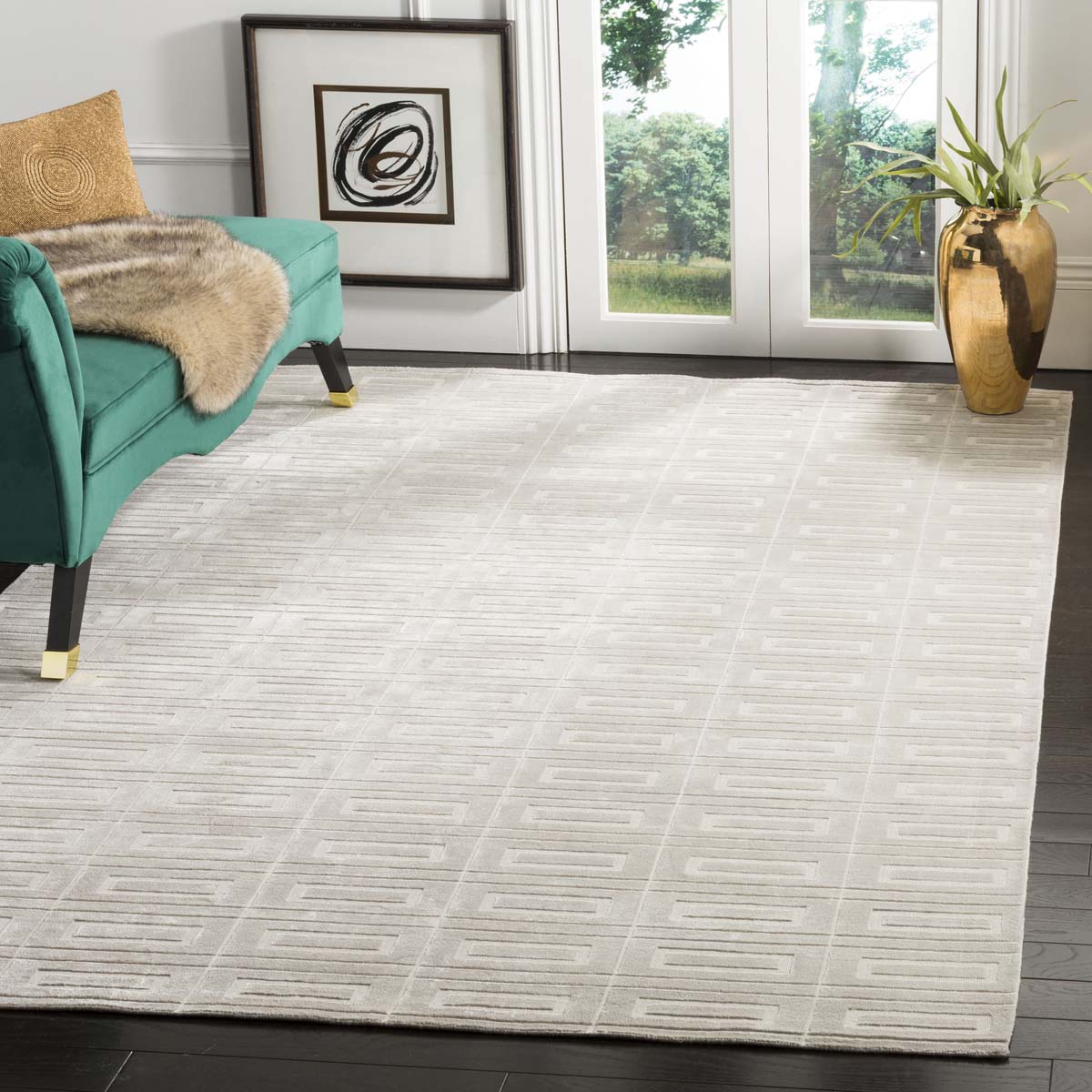 Mirage 523 Rug | Safavieh - MIR523B - Silver