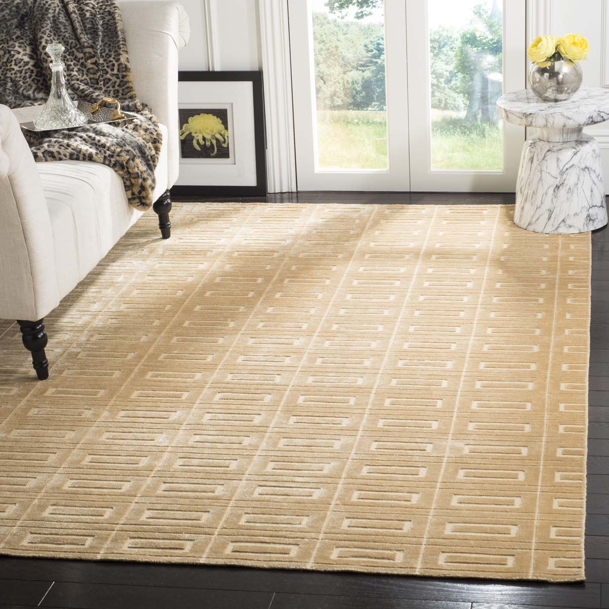 Mirage 523 Rug | Safavieh - MIR523C - Champagne