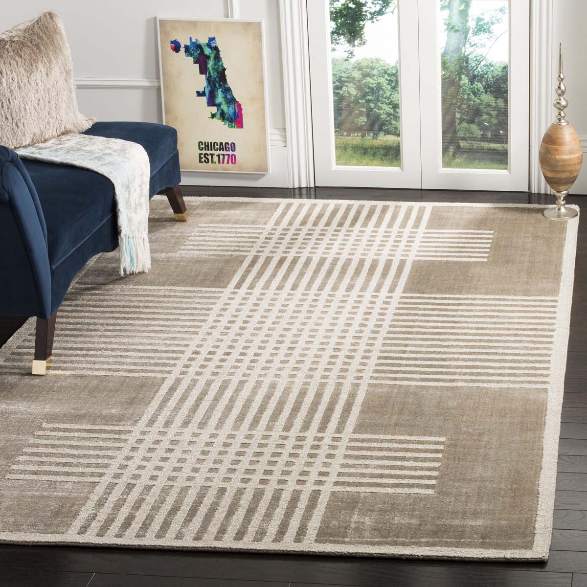 Mirage 650 Rug | Safavieh - MIR650B - Brown