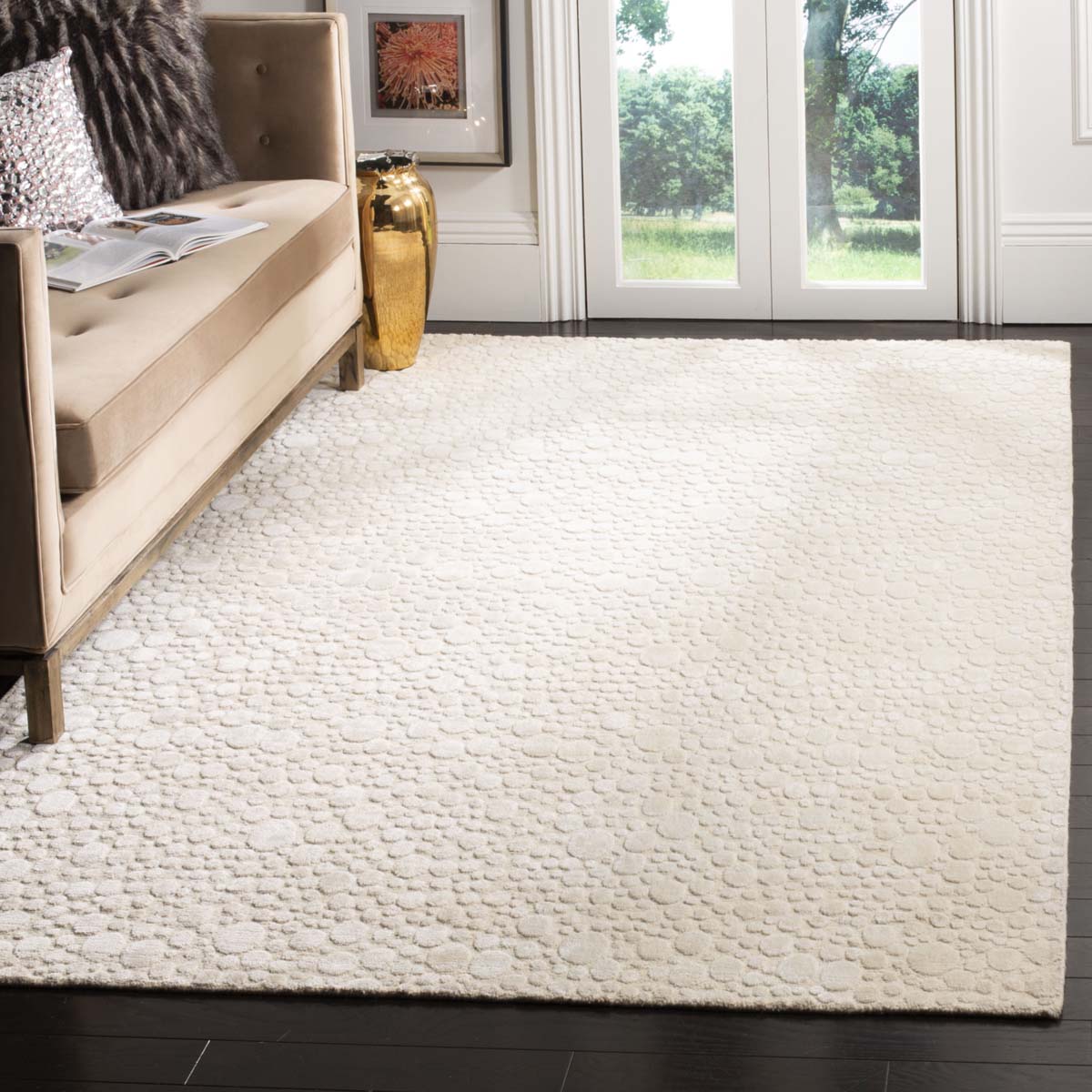 Mirage 680 Rug | Safavieh - MIR680A - Creme / Creme