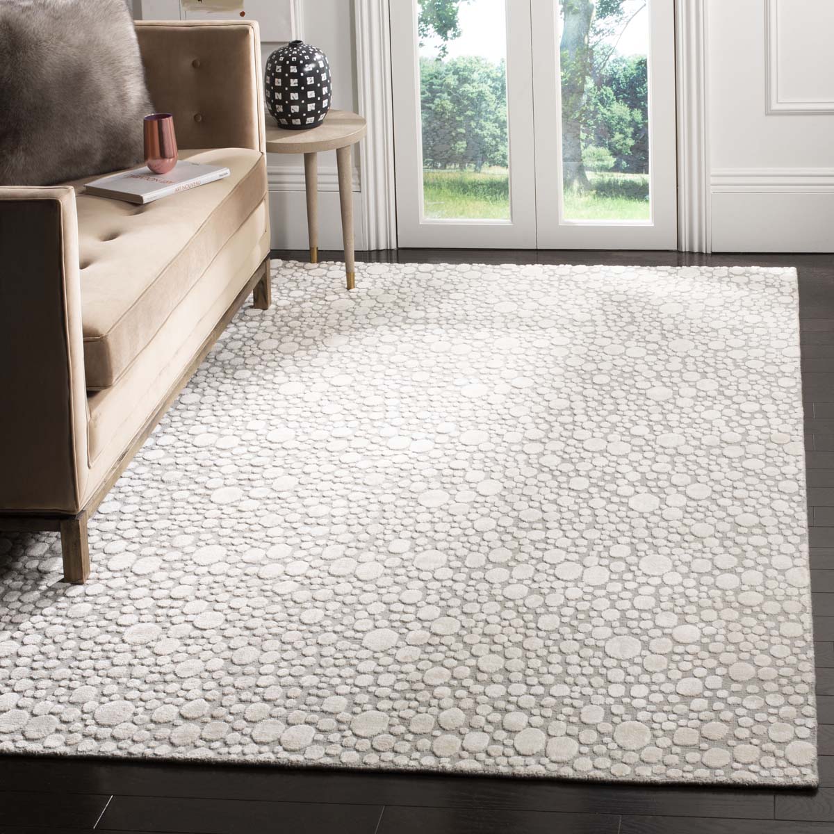 Mirage 680 Rug | Safavieh - MIR680G - Silver / Cream