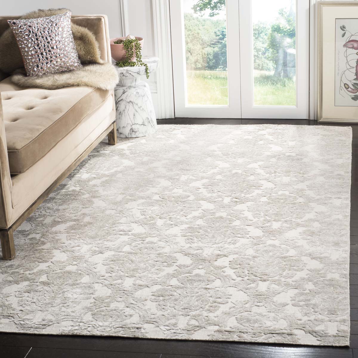 Mirage 803 Rug | Safavieh MIR803A - Silver