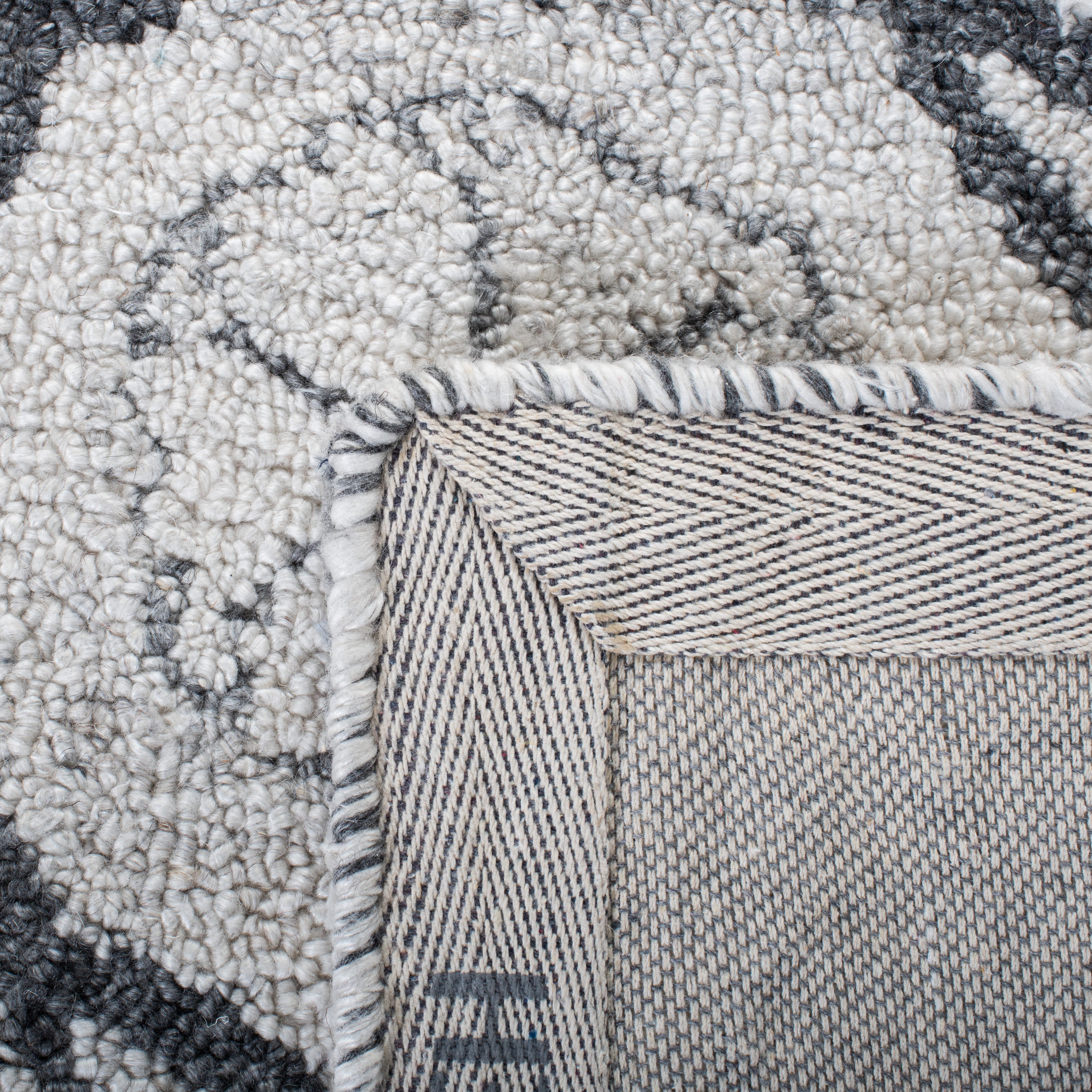 Ivory / Grey