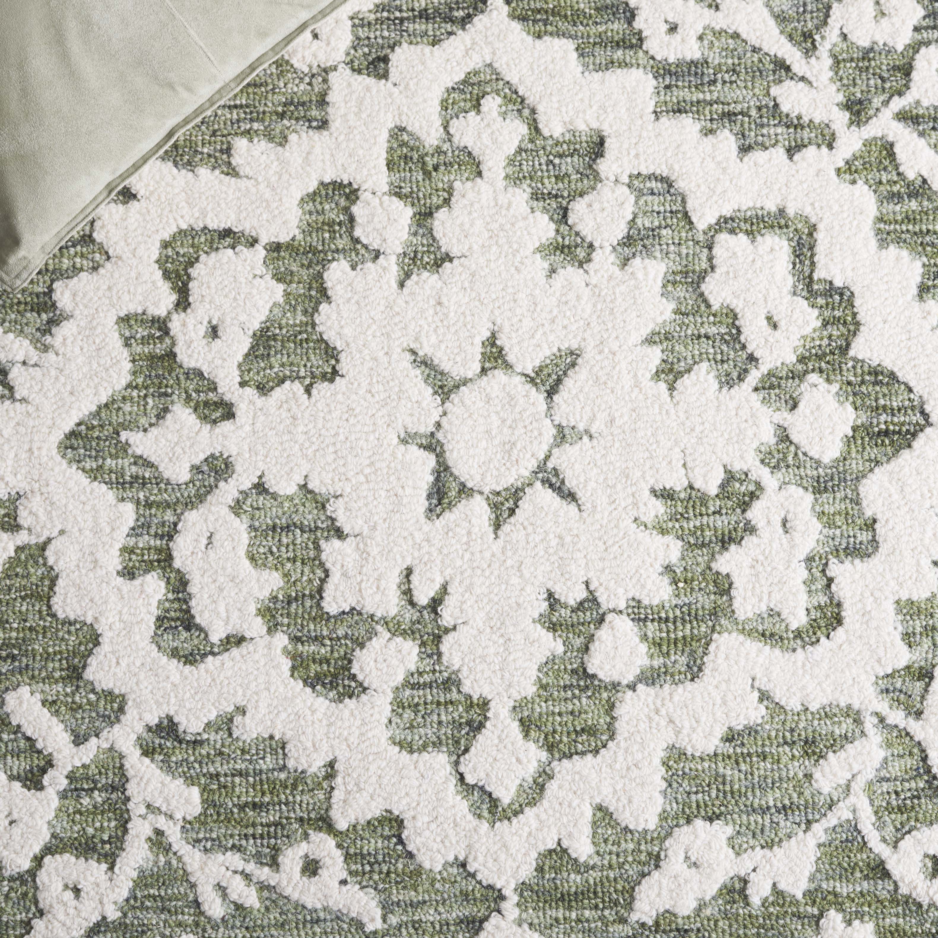 Green / Ivory