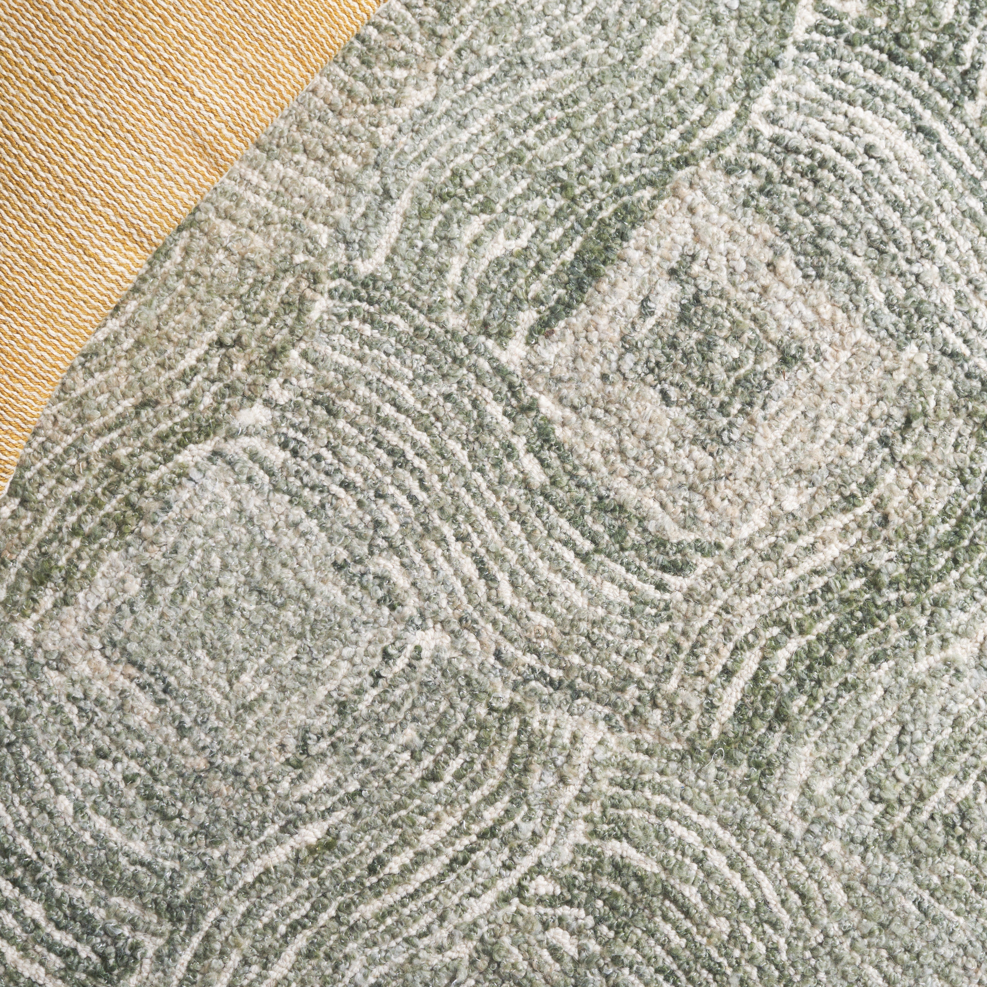 Green / Ivory