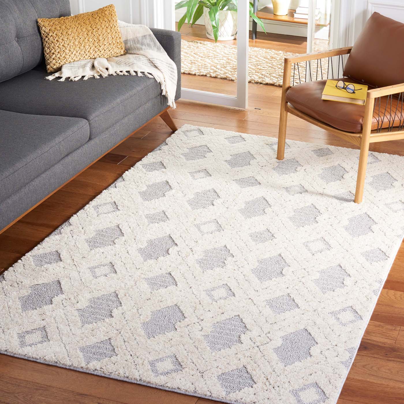 Martha Stewart 0728 Rug | Martha Stewart - MSR0728 - White / Light Grey