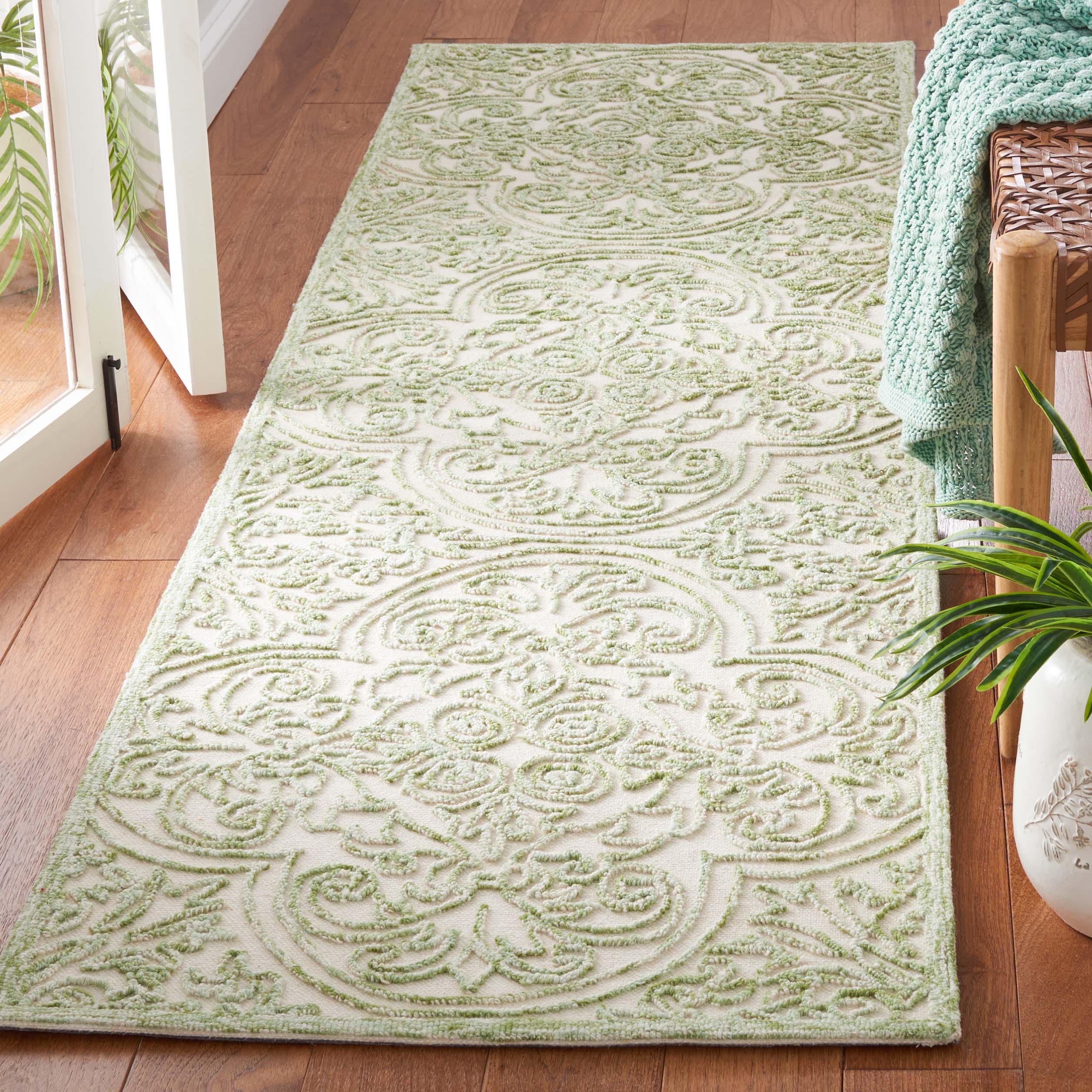 Martha Stewart 3511 Rug | Martha Stewart - MSR3511 - Ivory / Green