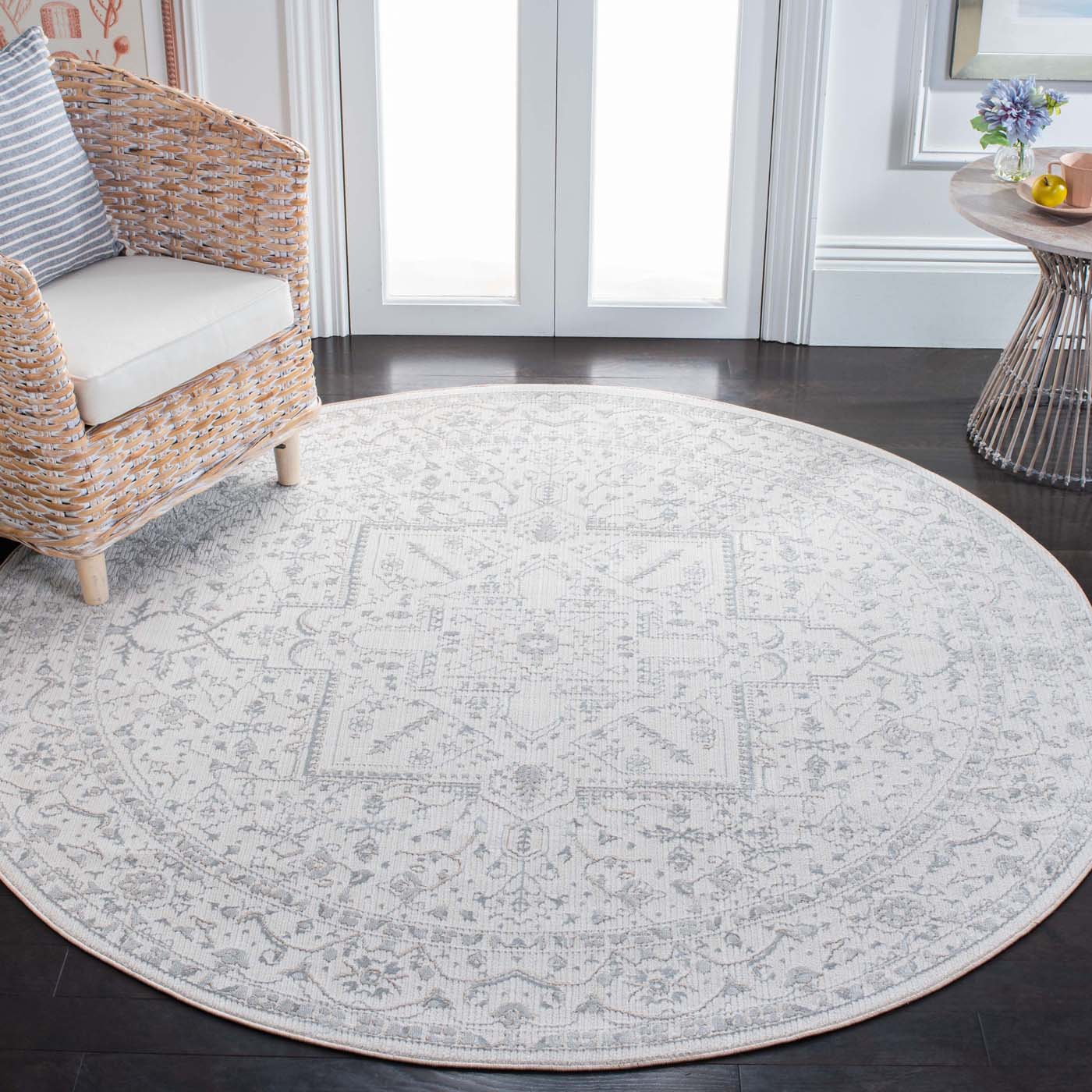 Martha Stewart 8931 Rug | Martha Stewart - MSR8931 - Ivory / Light Grey