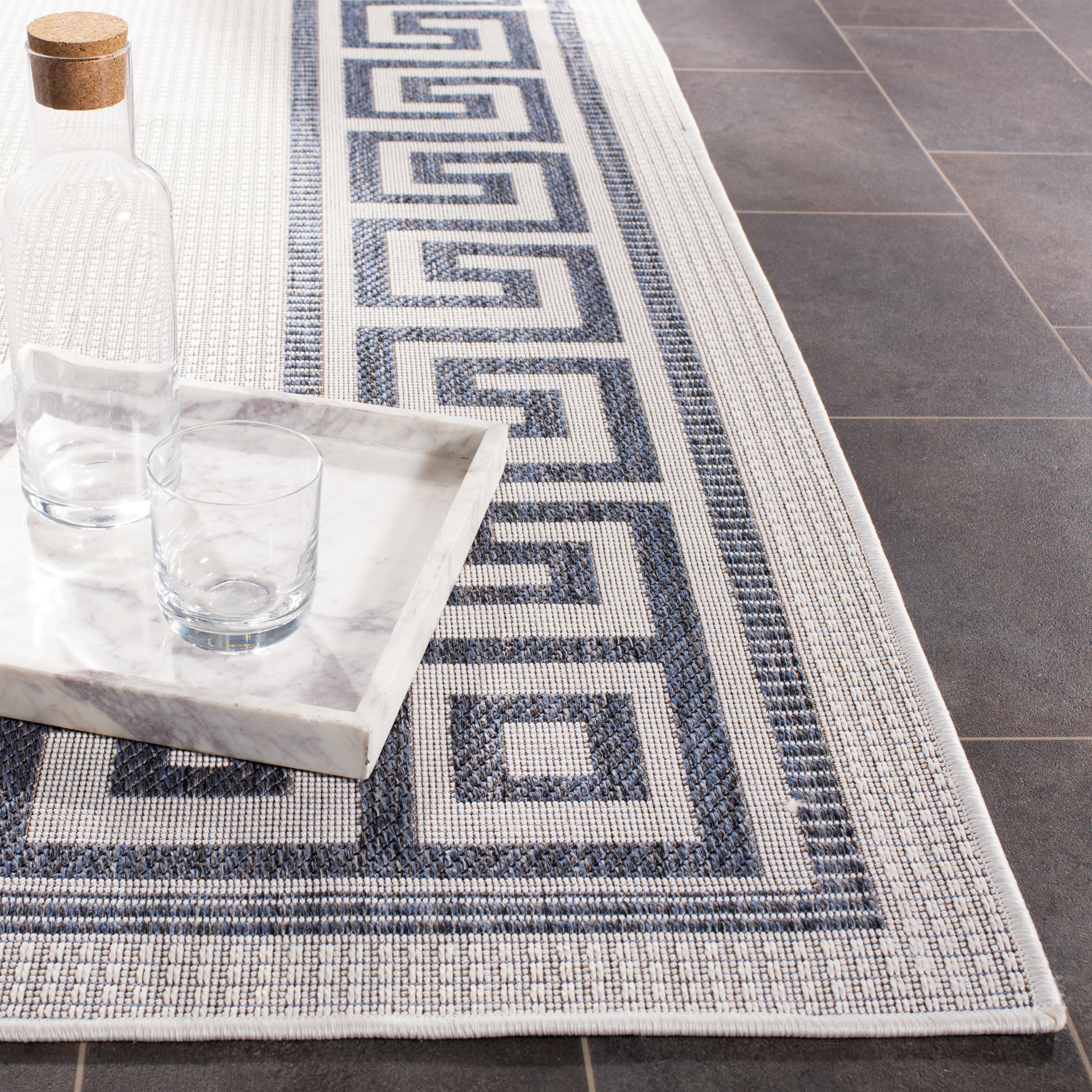 Indoor Outdoor 331 Rug | Martha Stewart - MSRO331