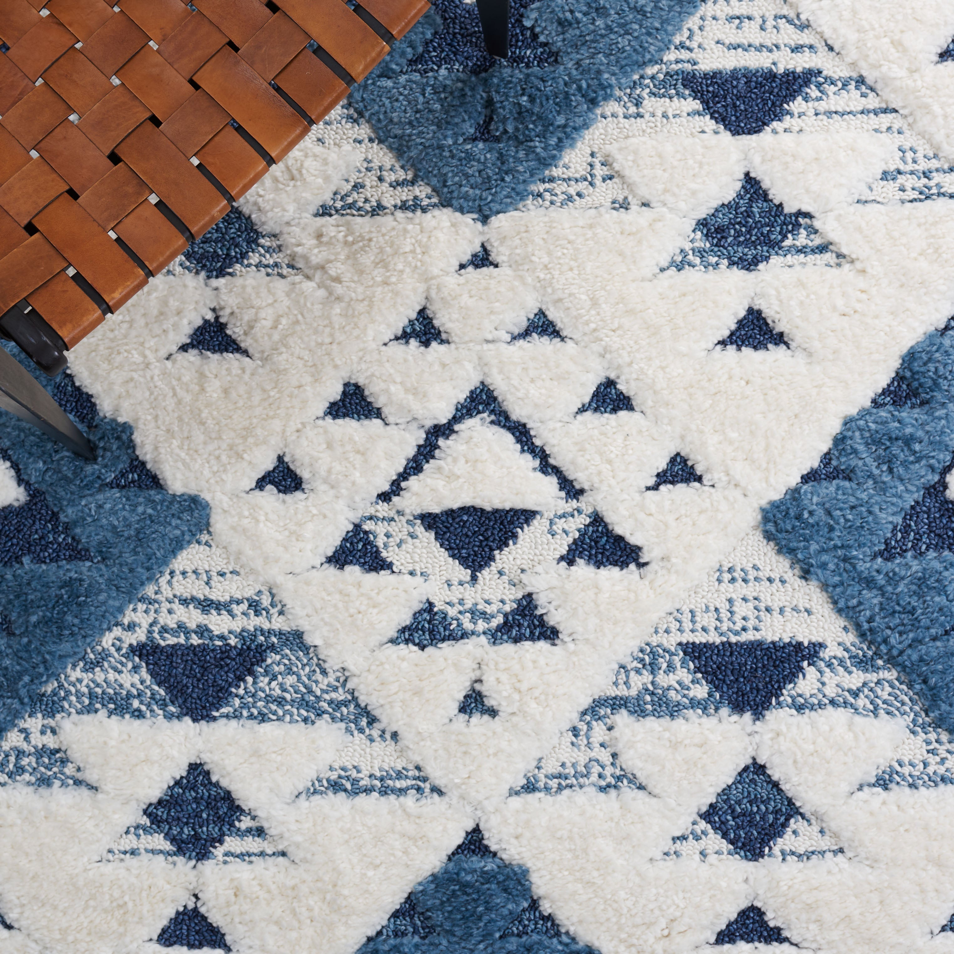 Blue / Ivory