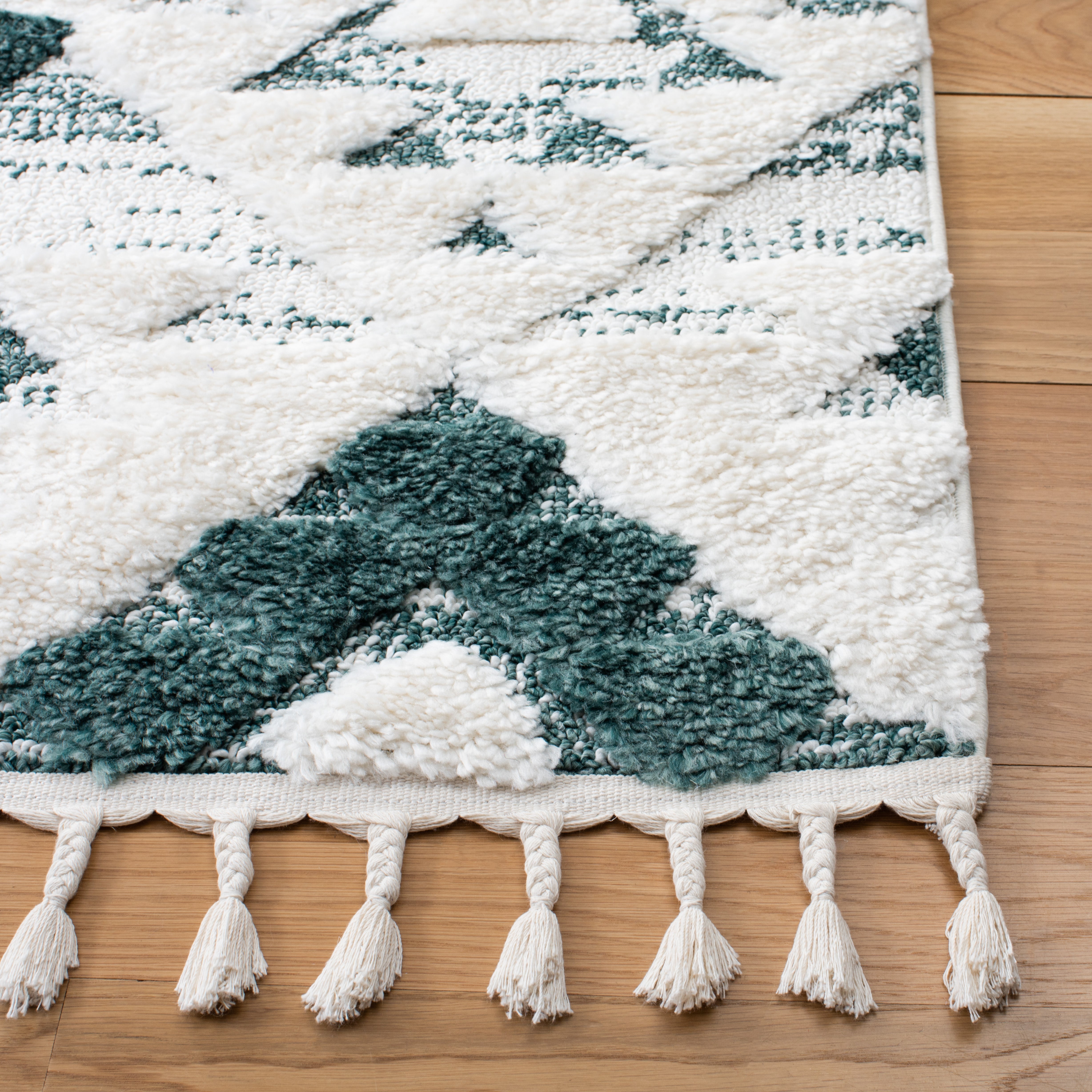 Green / Ivory
