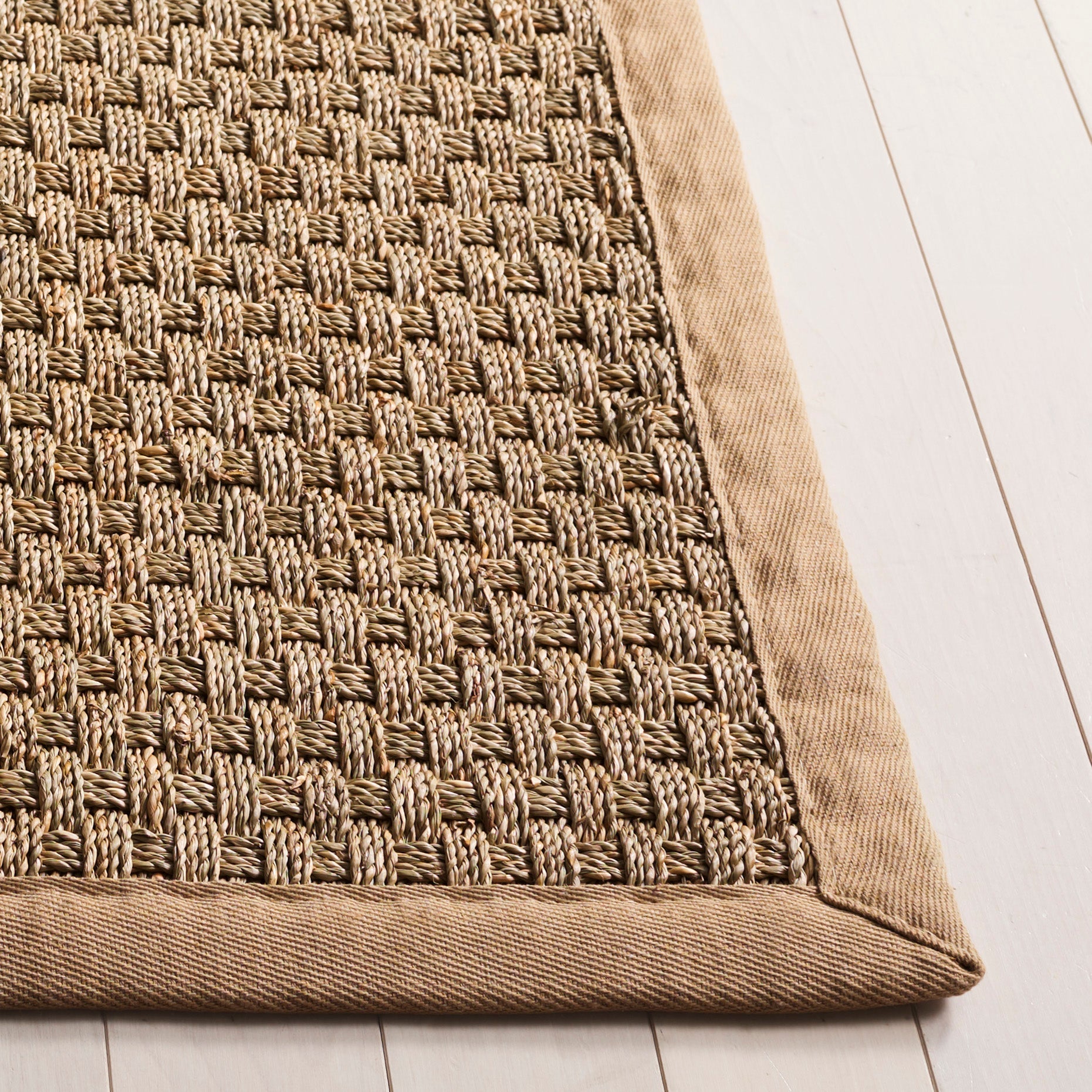 Natural / Beige