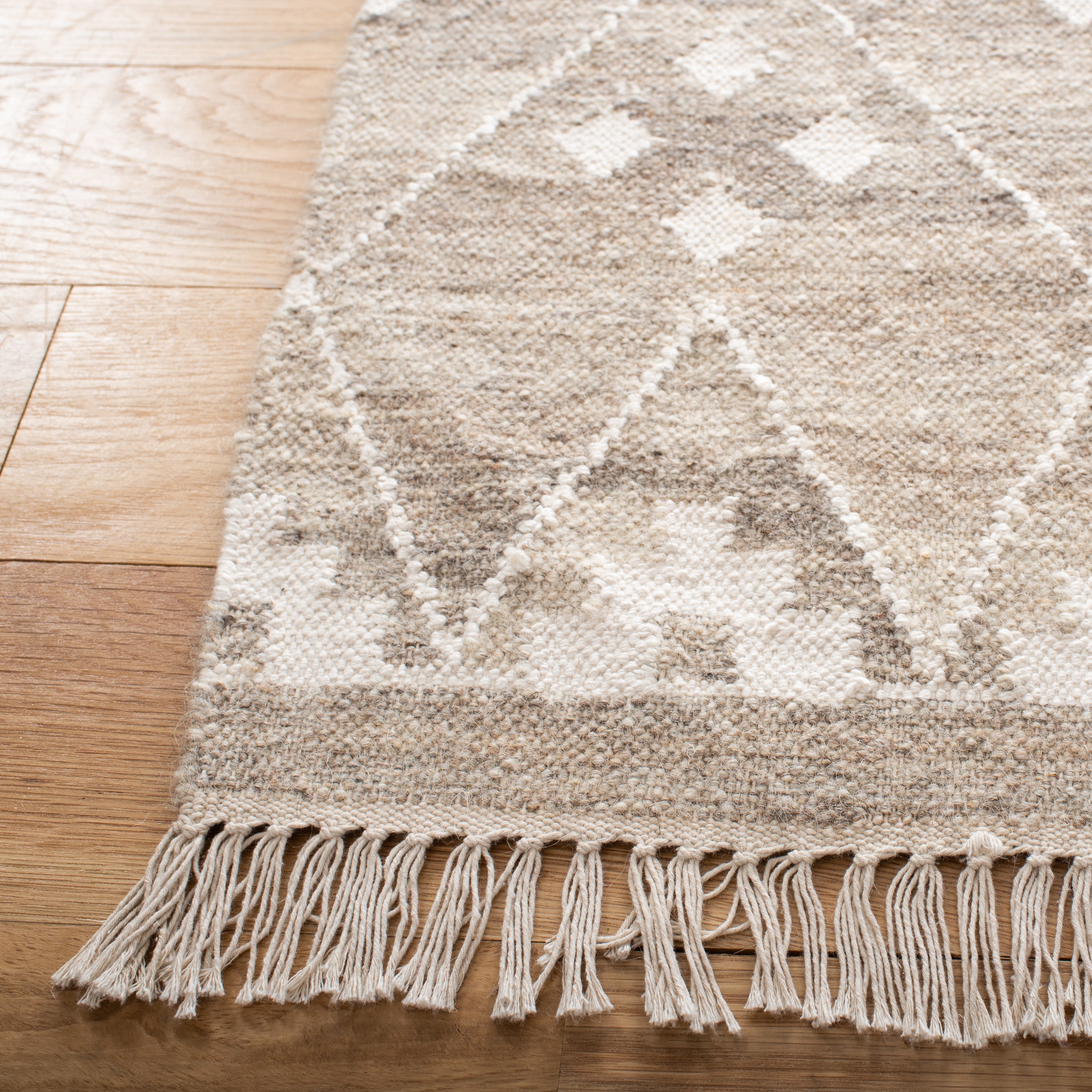 NATURAL / IVORY