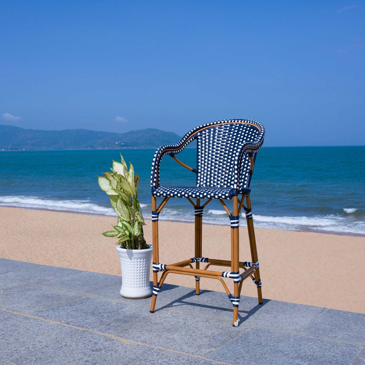 California Bar Stool | Safavieh - PAT7535 - Navy / White