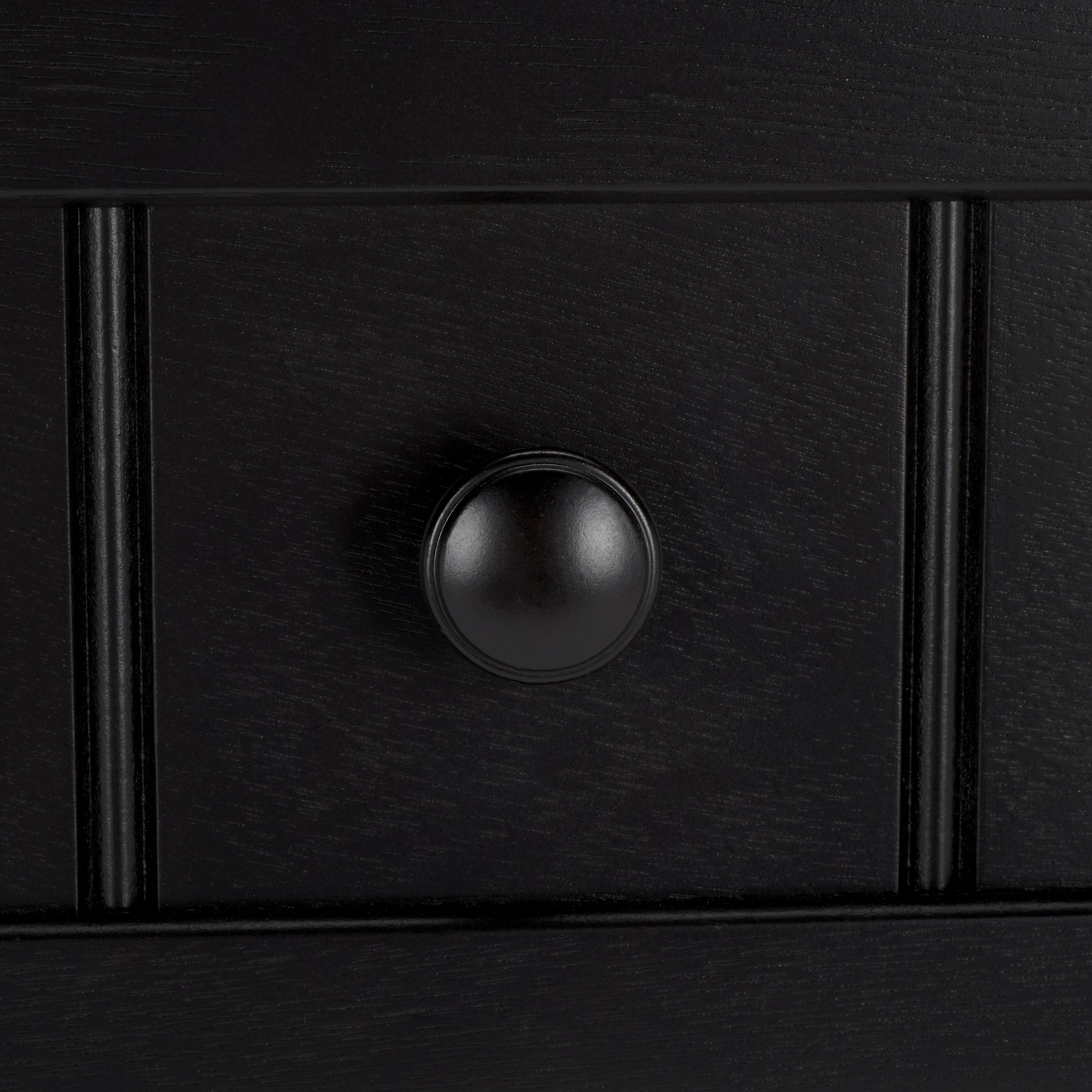 MATTE BLACK