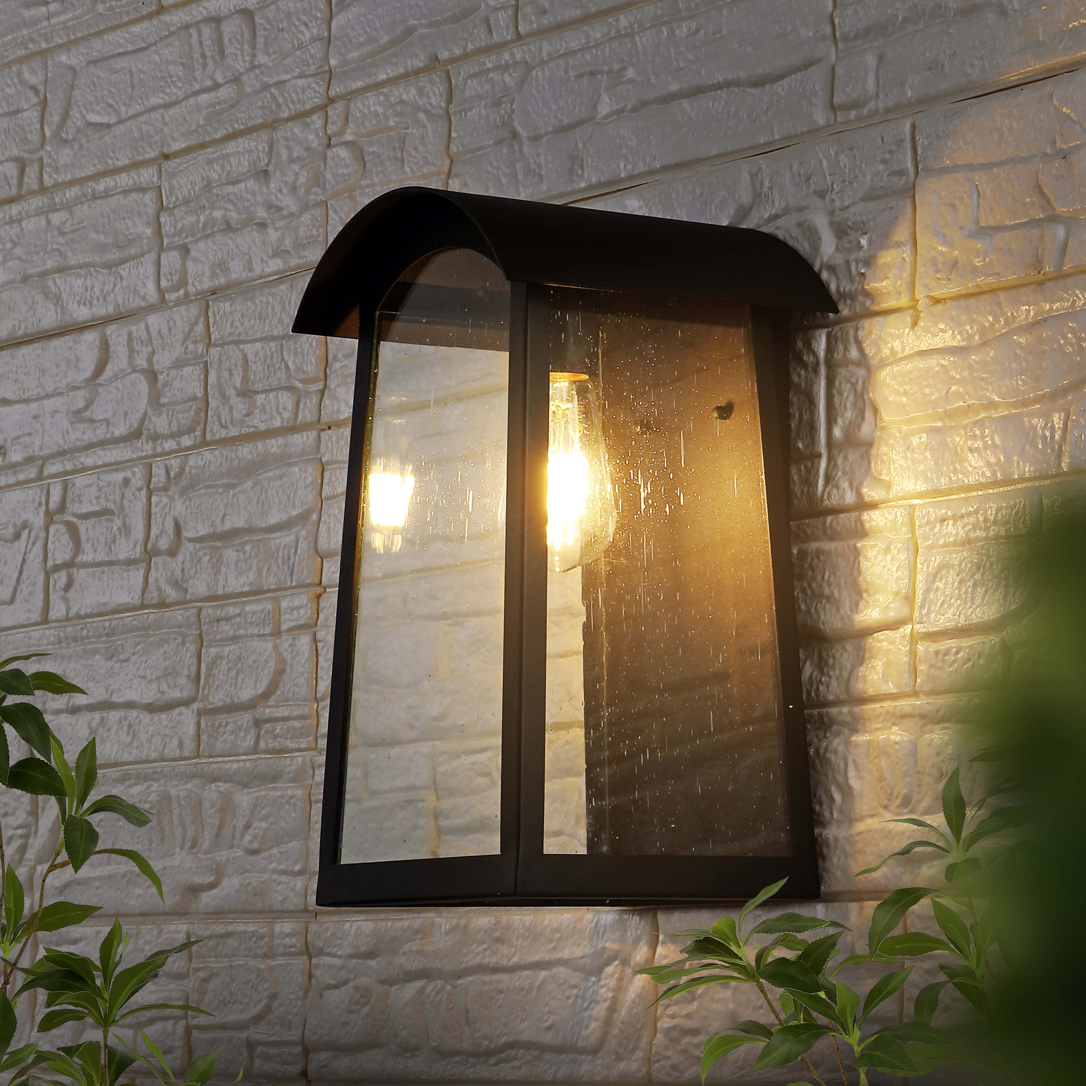 Safavieh Adalai Outdoor Wall Sconce , PLT4027 - Black