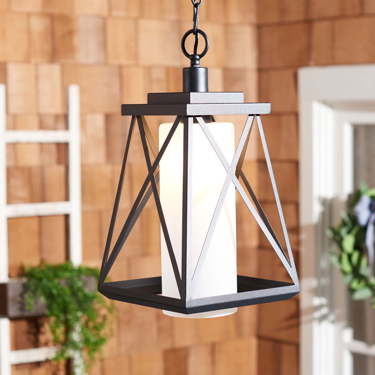 Safavieh Braith Outdoor Pendant , PLT7011 - Black