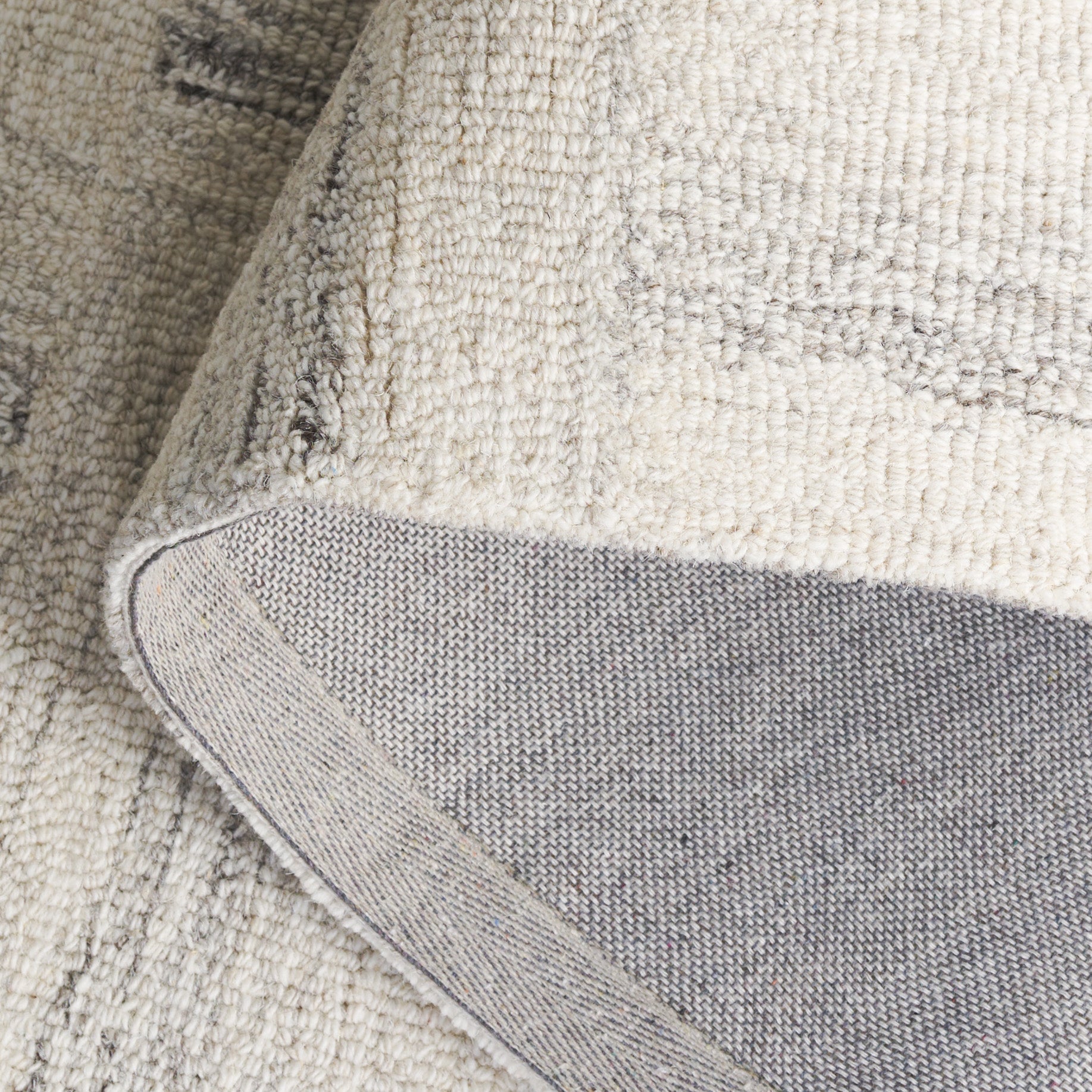 Ivory / Grey
