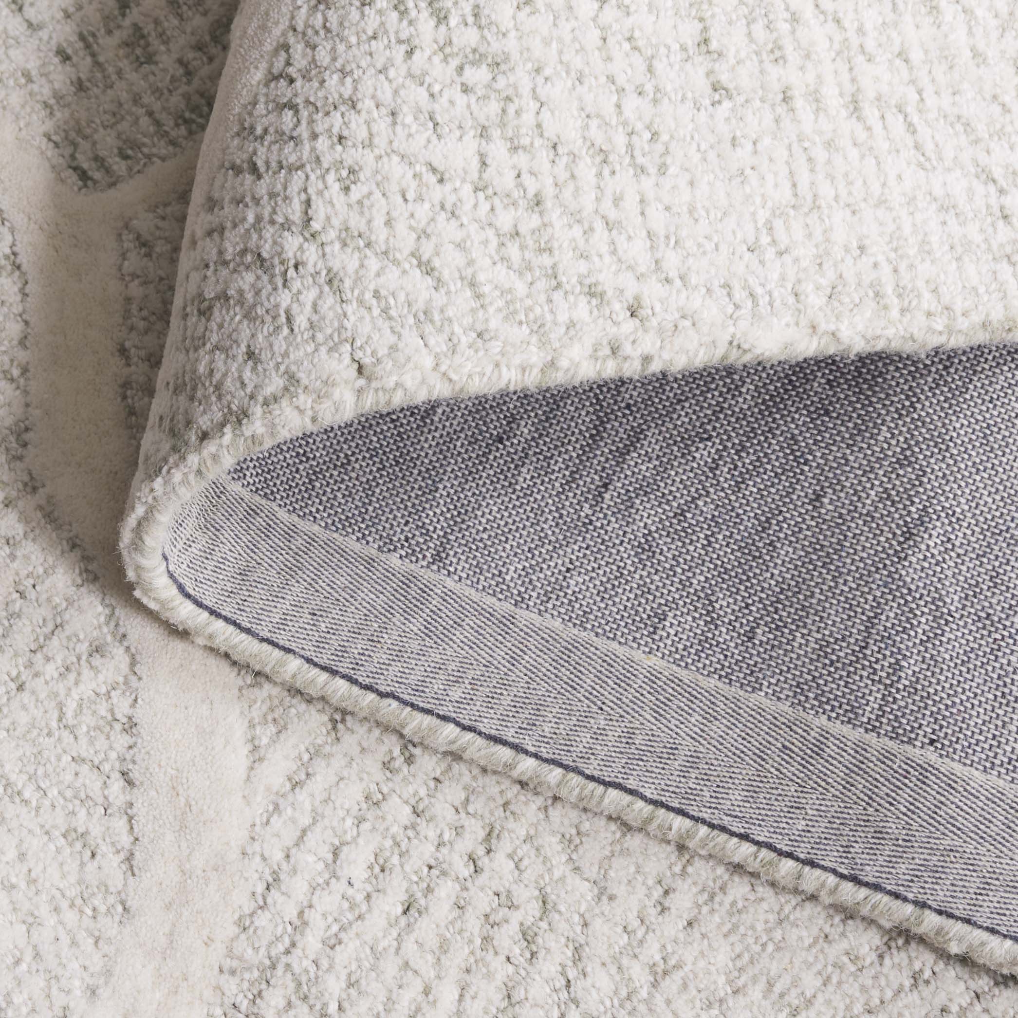 Sage Green / Ivory